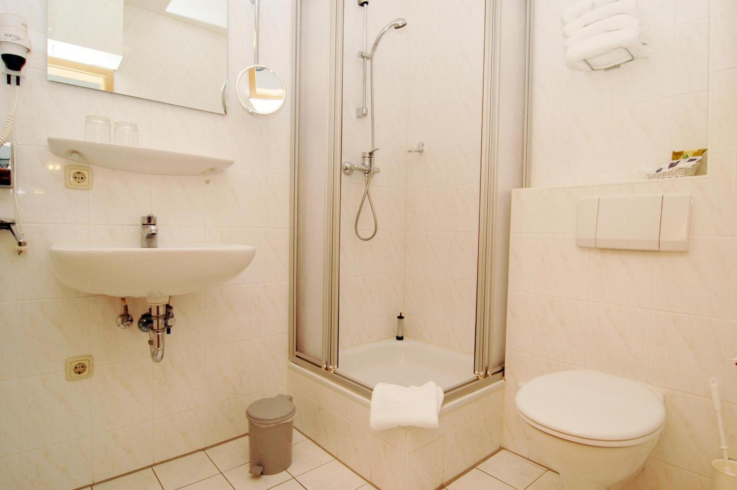  Economy 1 Bedroom Apartment - Ground Floor- Annex photo 2