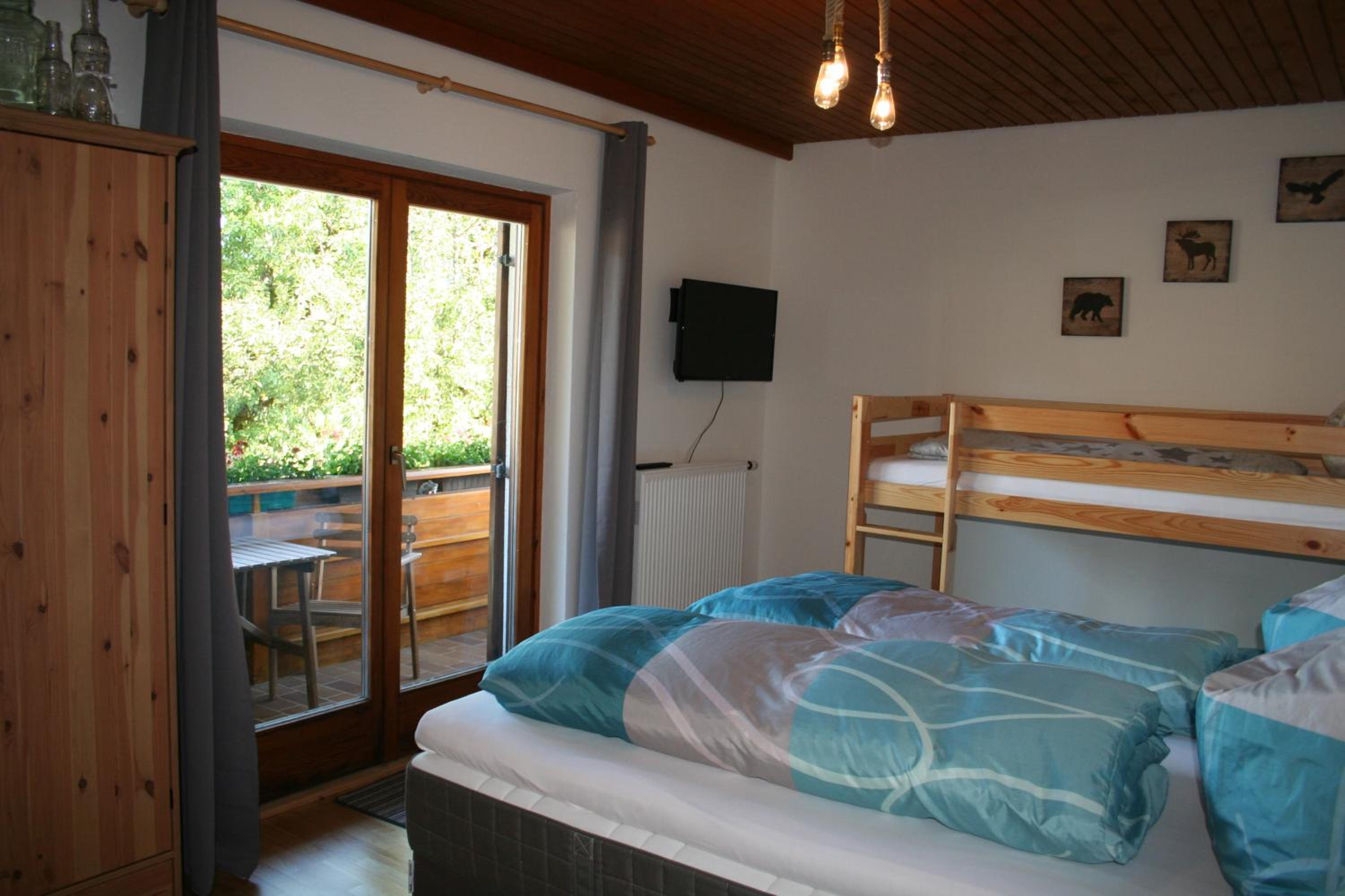 Apartment 3 photo 3