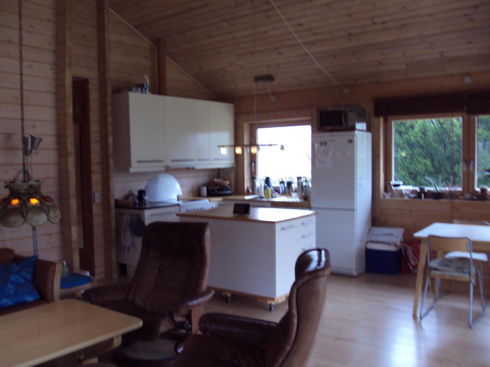 Three-Bedroom House - Photo 18