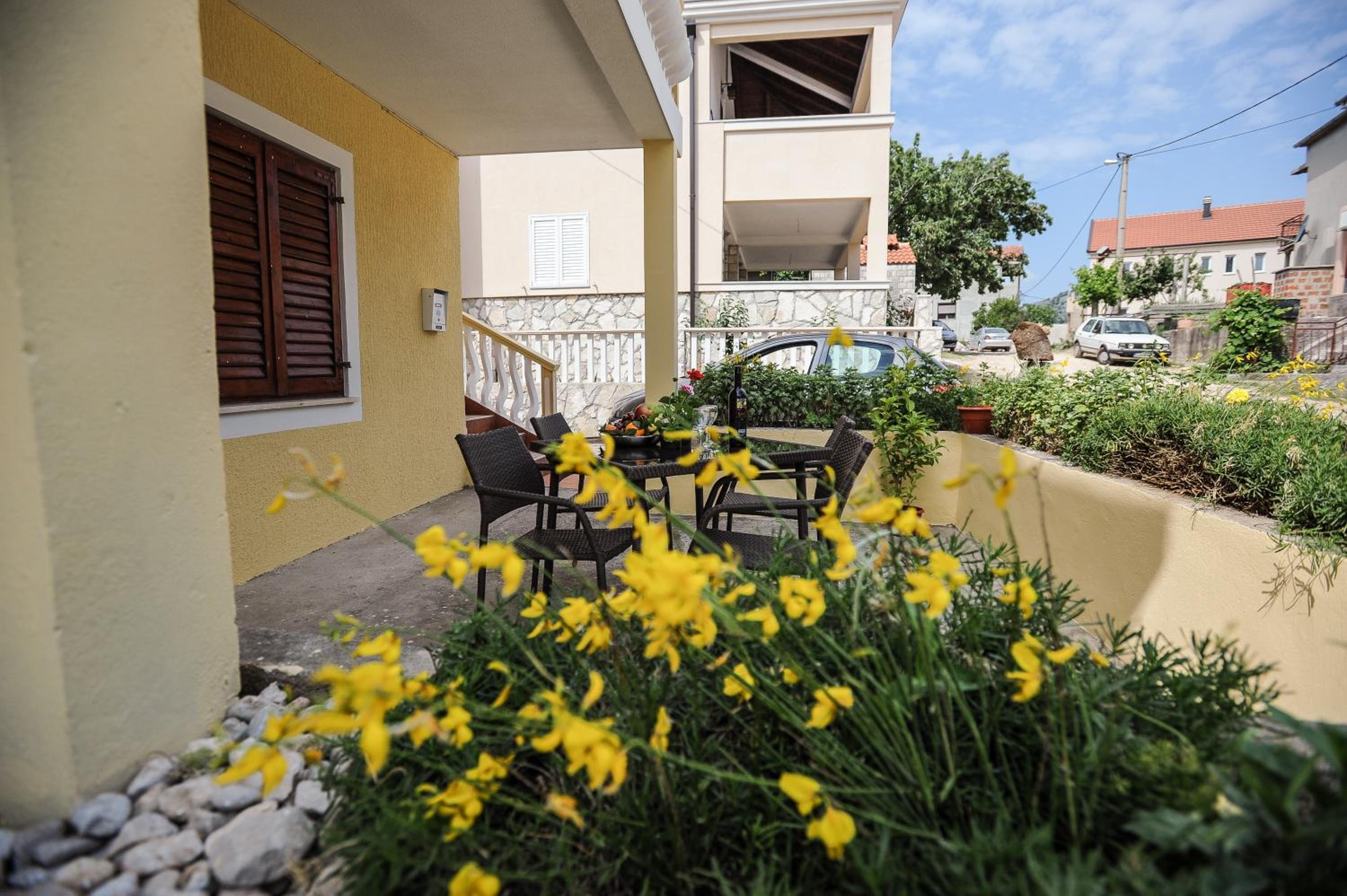 Apartment - Photo 21