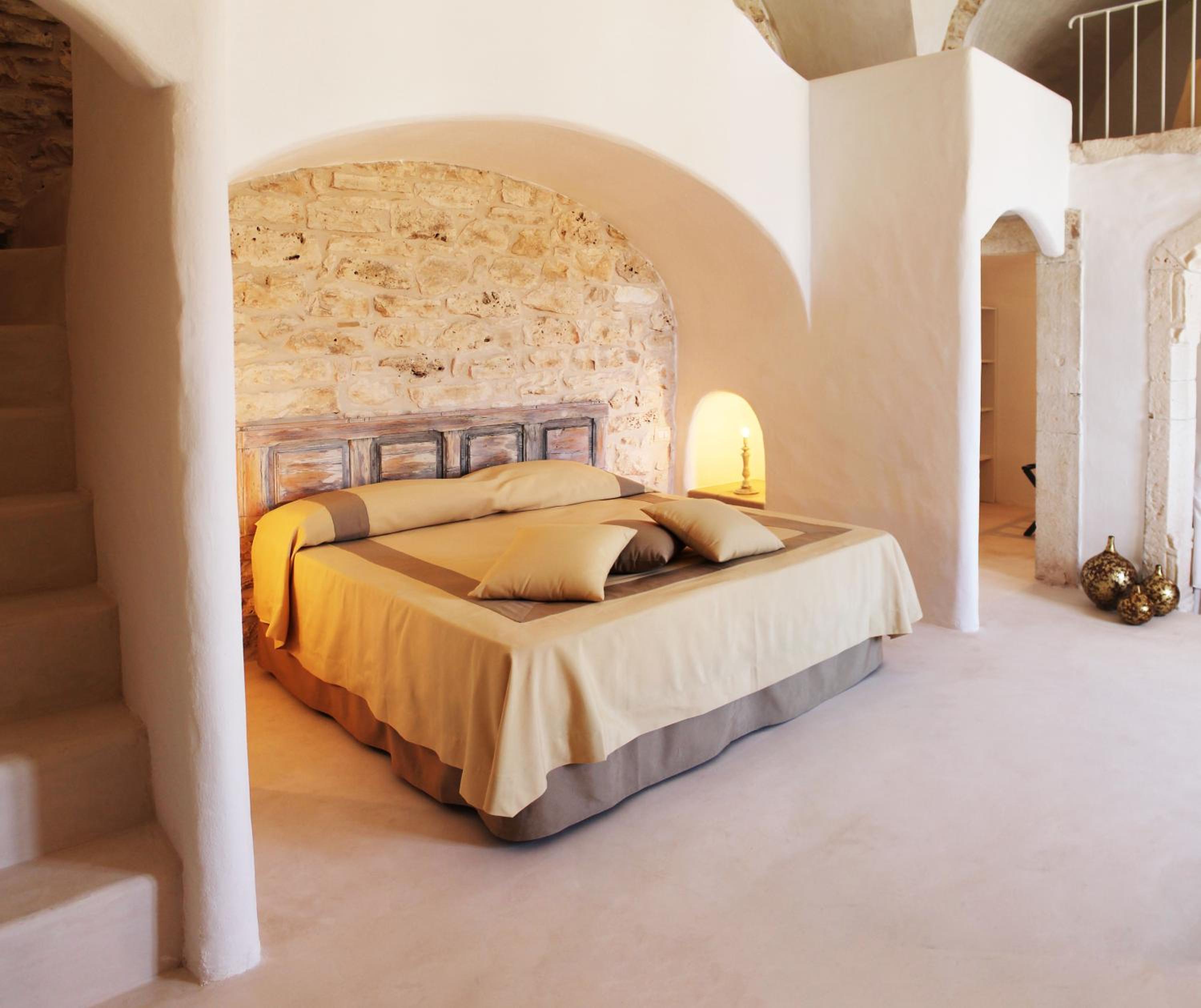 King Room with Balcony photo 1