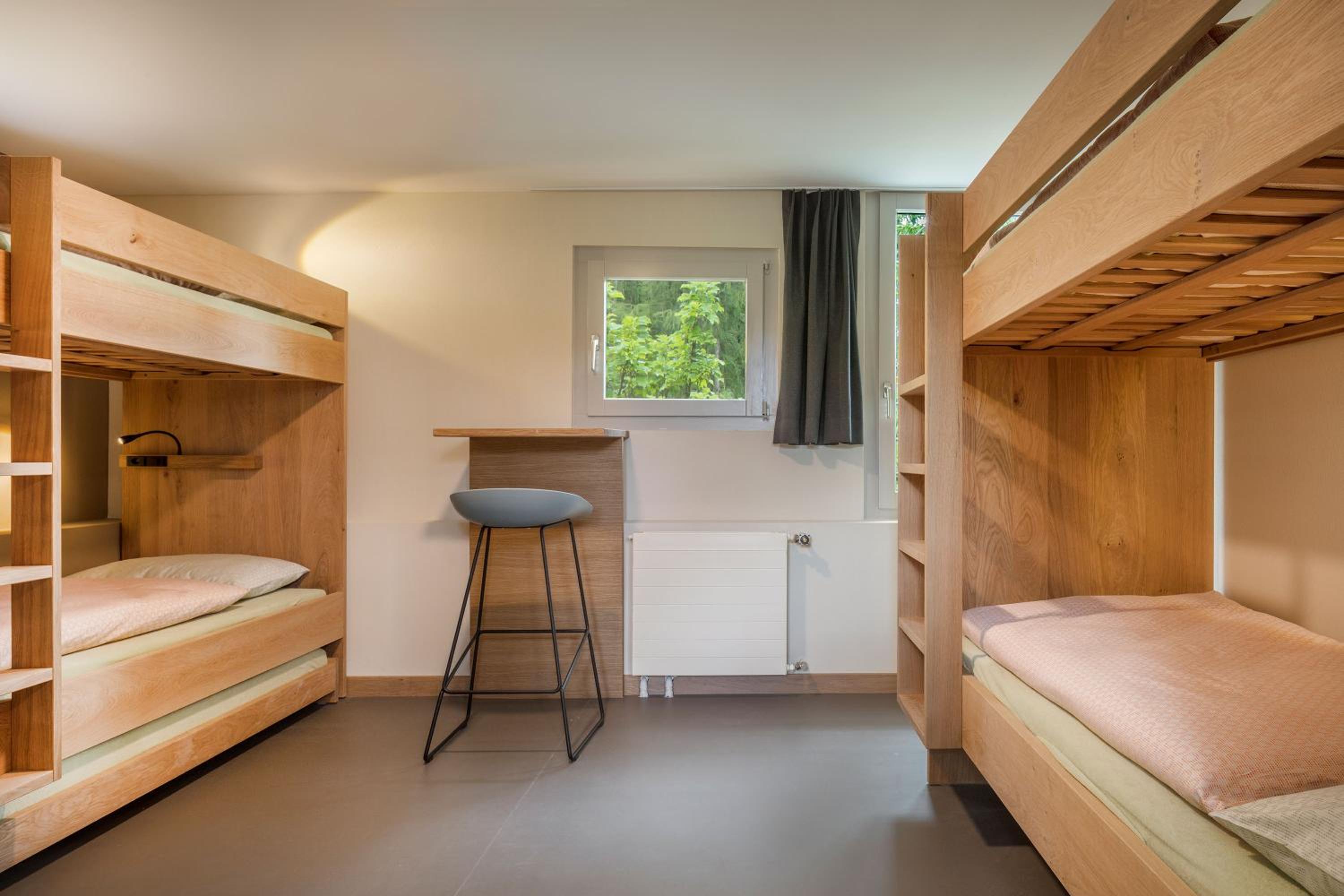 Quadruple Room with Shared Bathroom photo 3