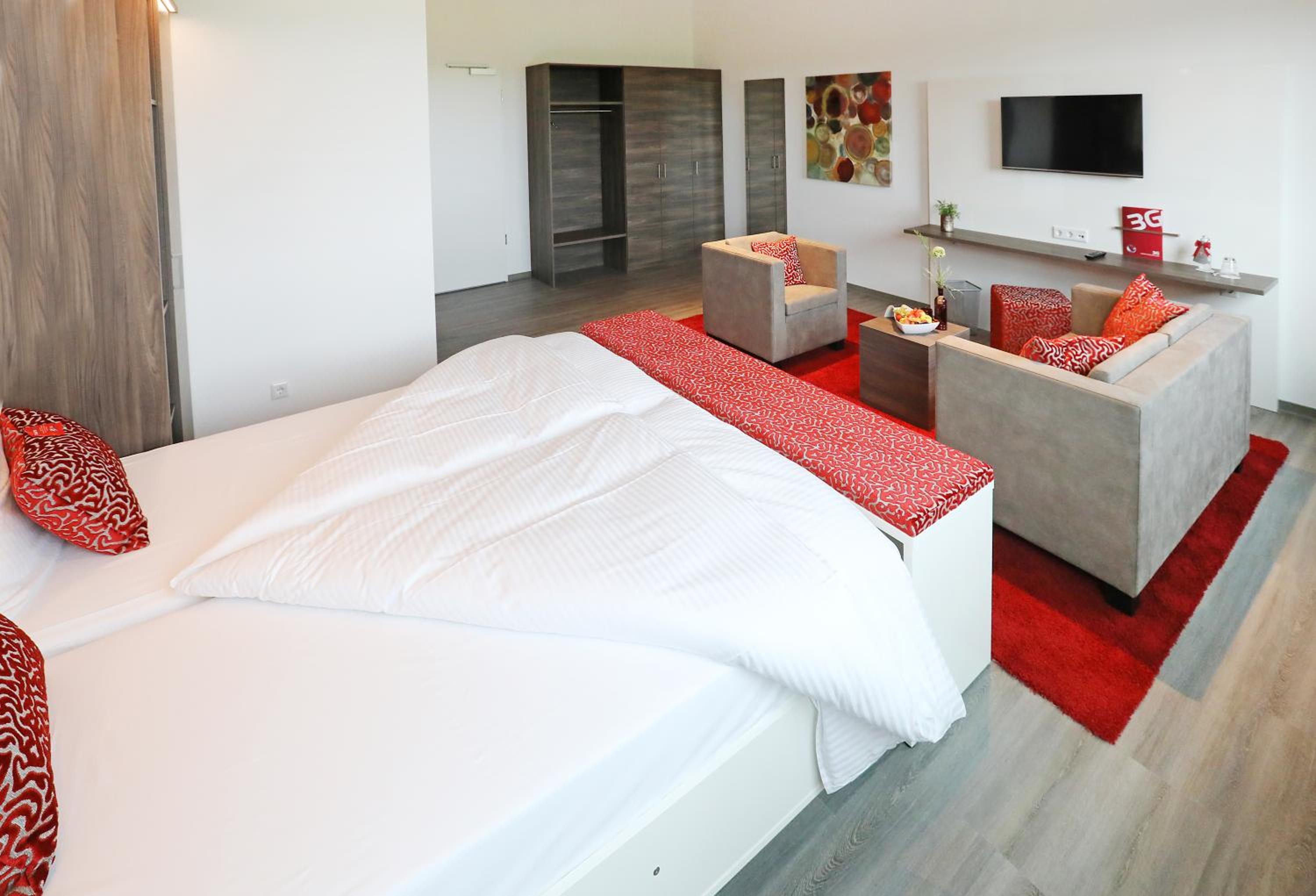 Junior Suite - Accessible  photo 3