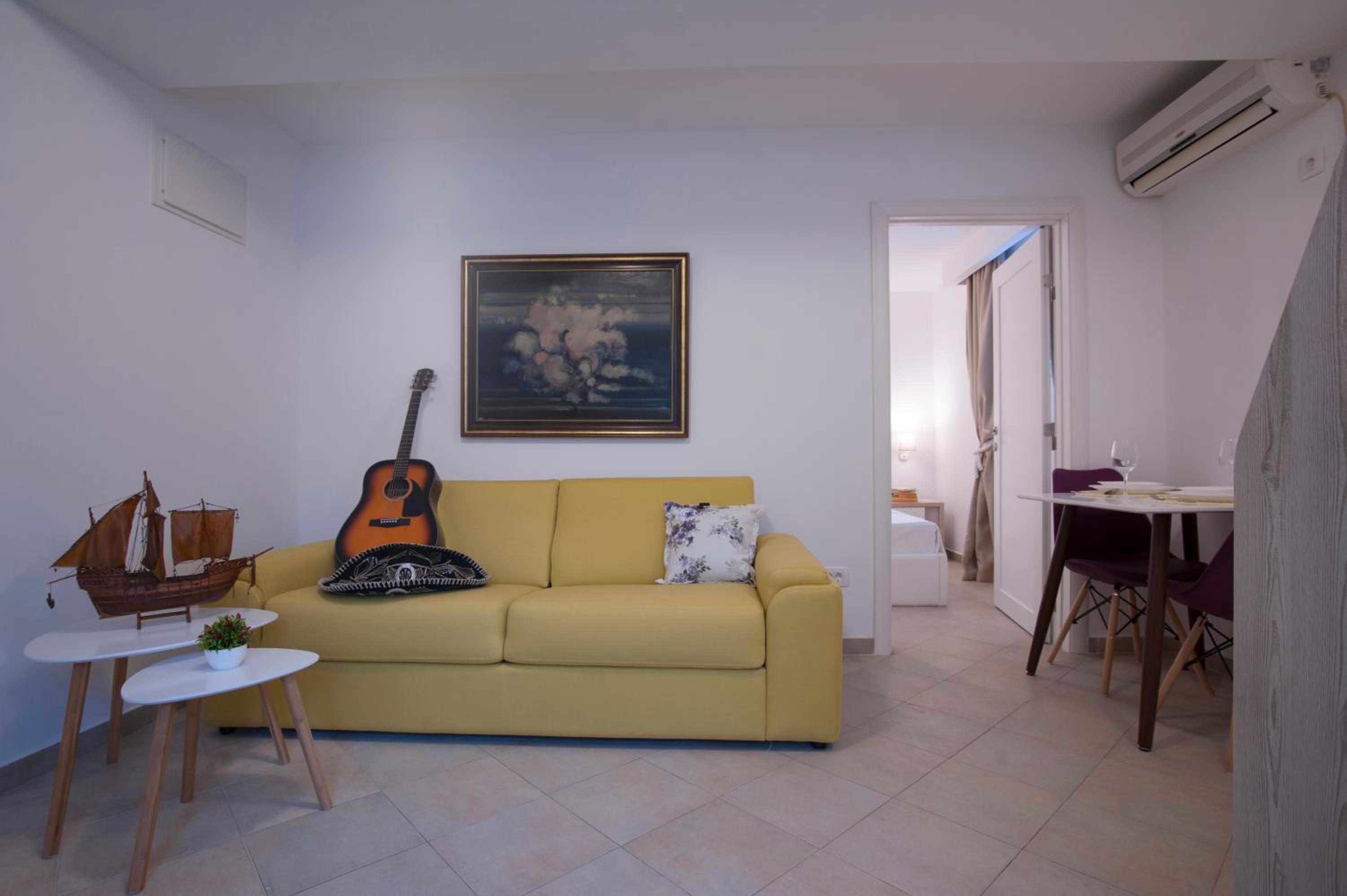 Superior Apartment photo 3