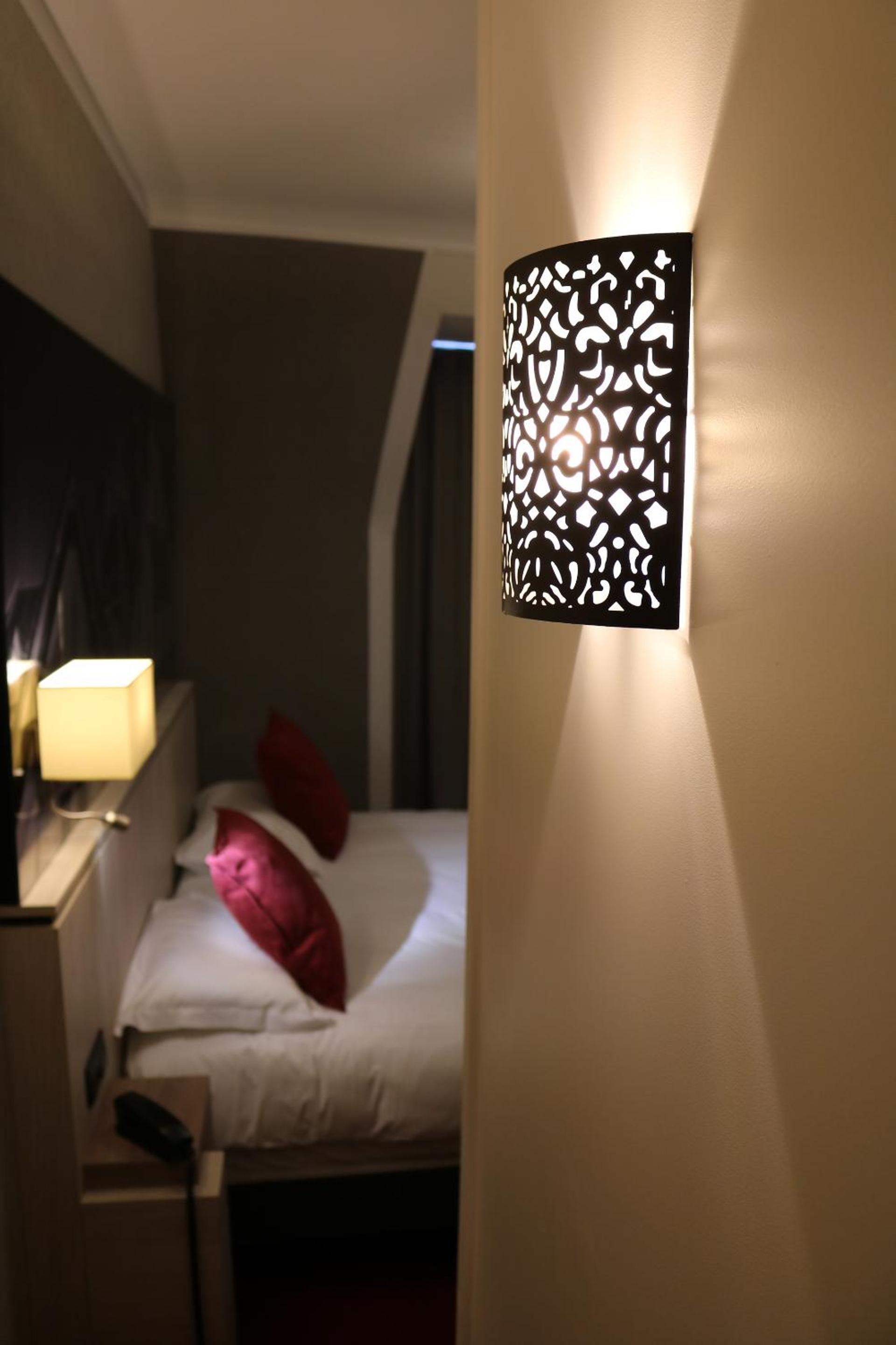 Double or Twin Room with views of Mont-Saint-Michel Bay - Main Building