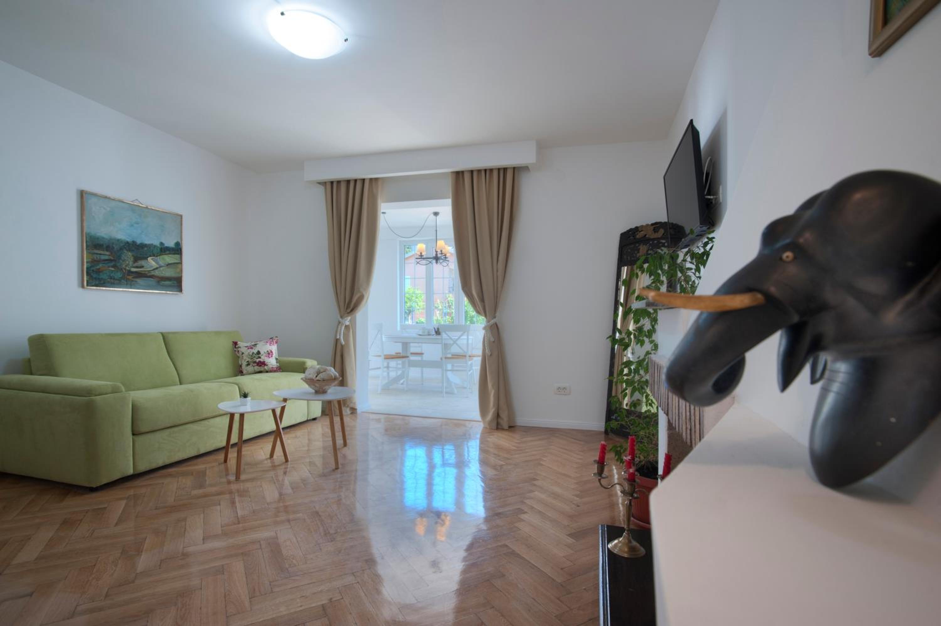 Superior Apartment photo 3