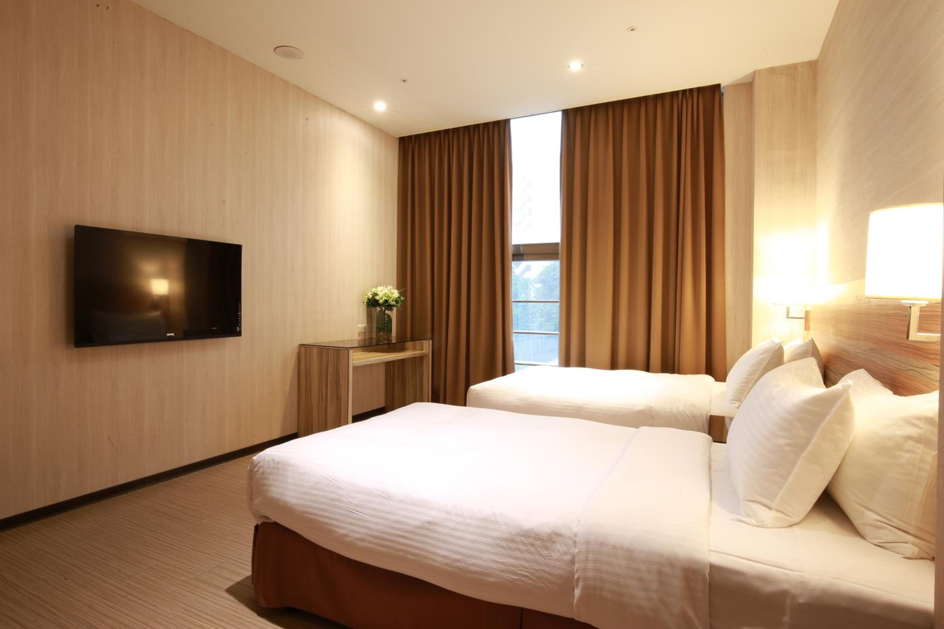Superior Twin Room photo 3