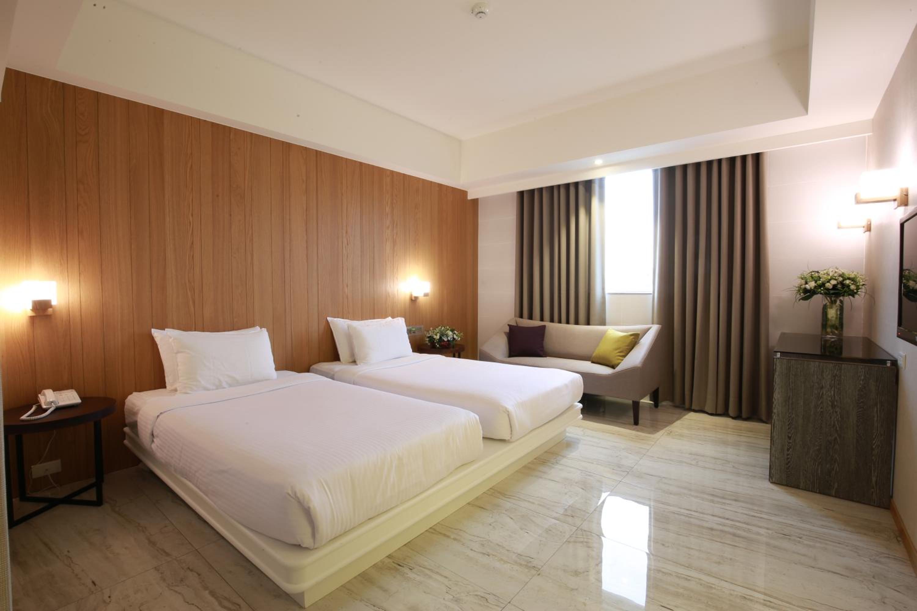 Superior Twin Room photo 2