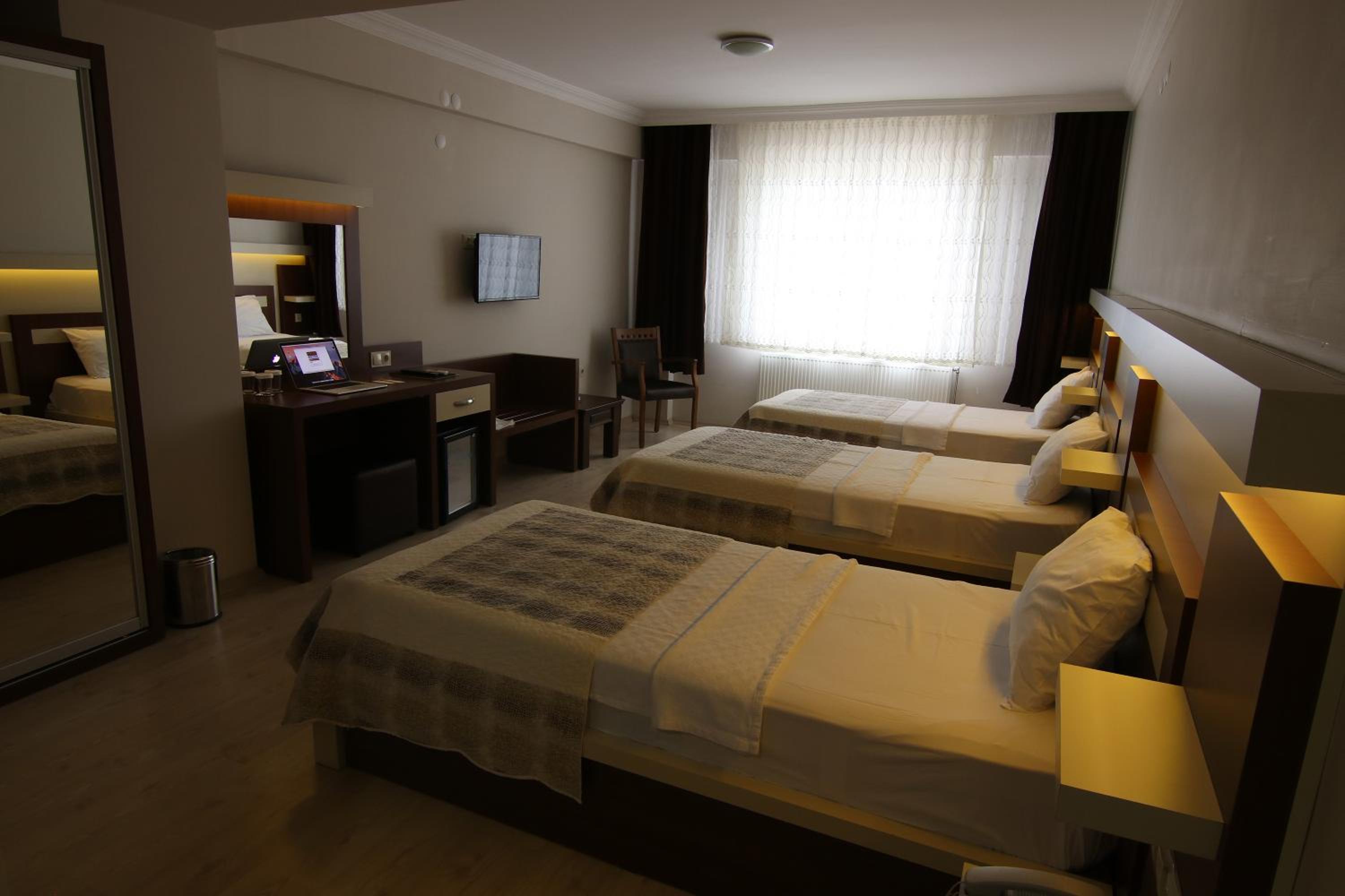 Classic Triple Room photo 1
