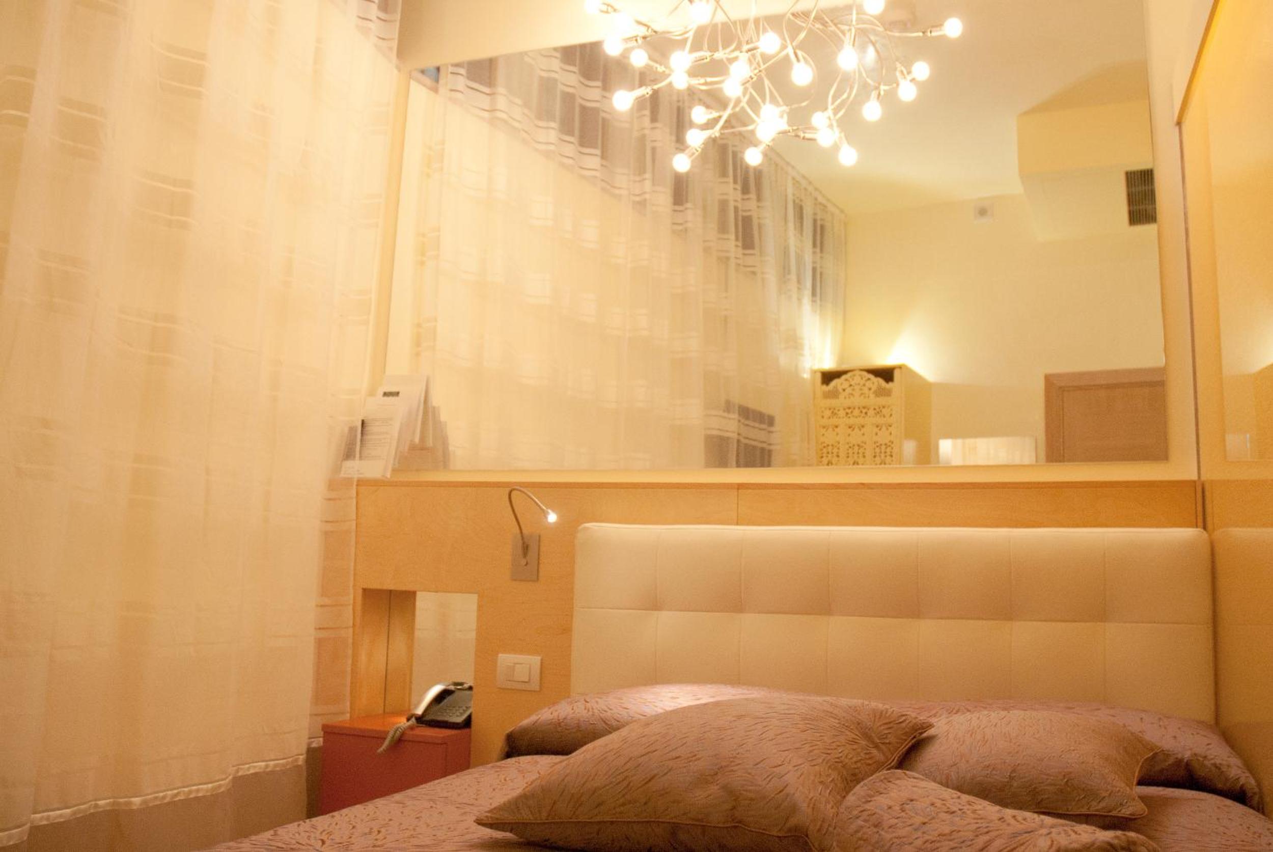 Queen Room - Ground Floor photo 1