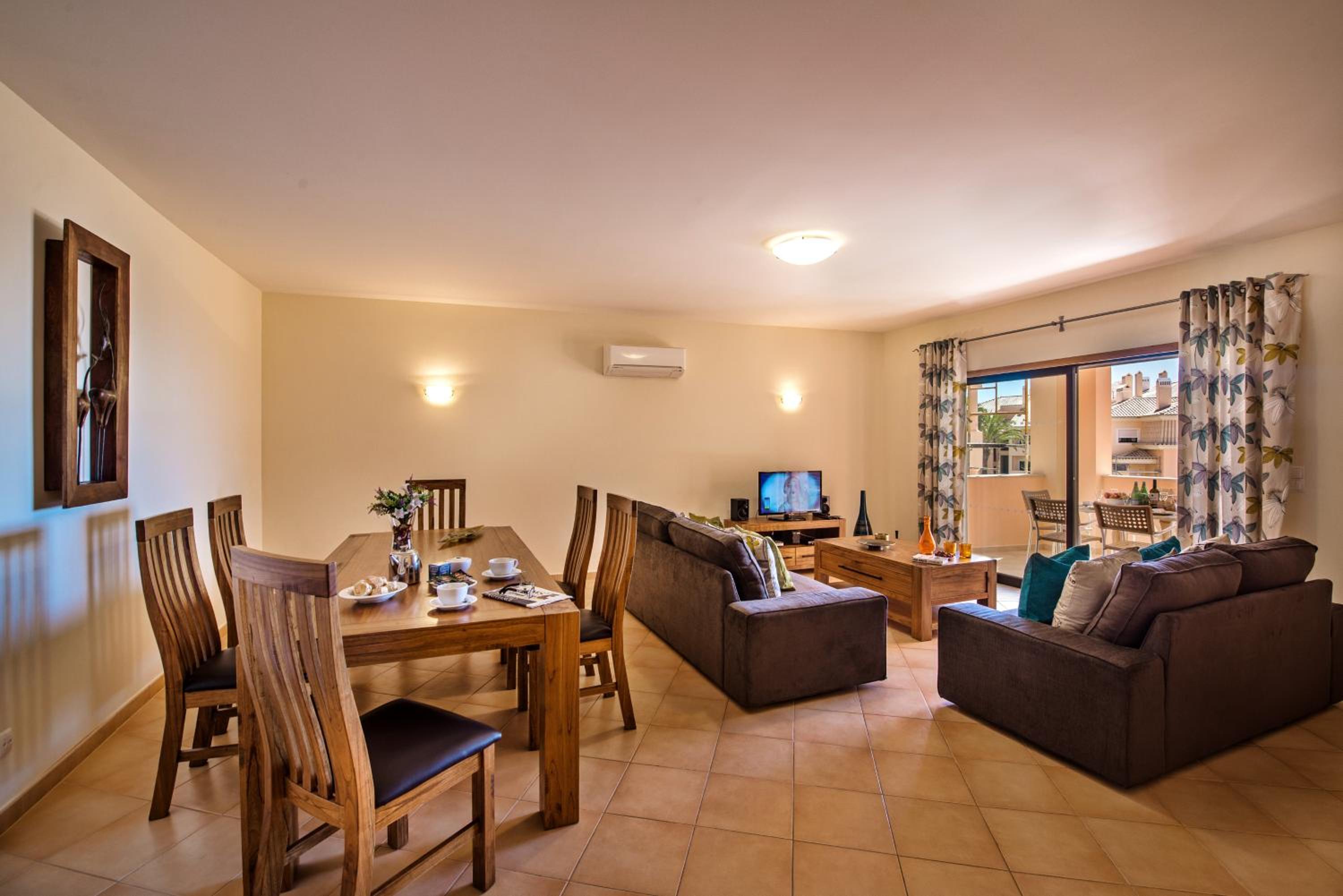 Drei-Zimmer-Wohnung
