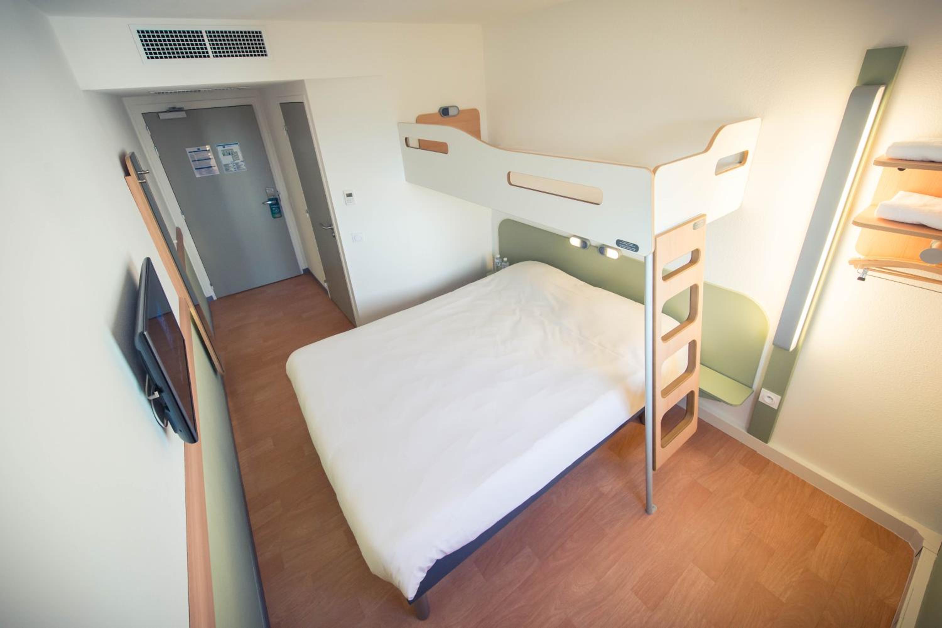 Triple Room - Photo 1