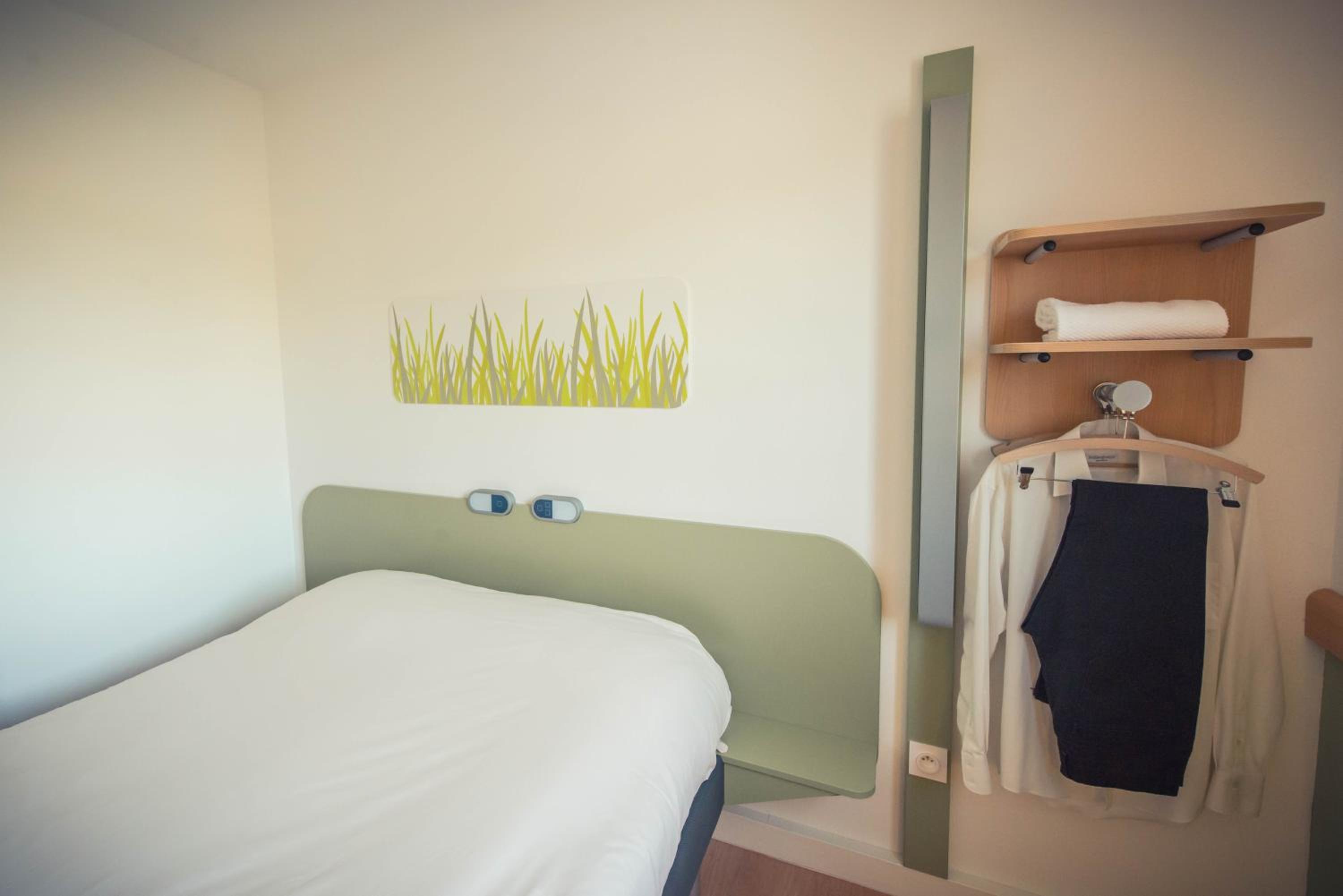 Double Room - Photo 9