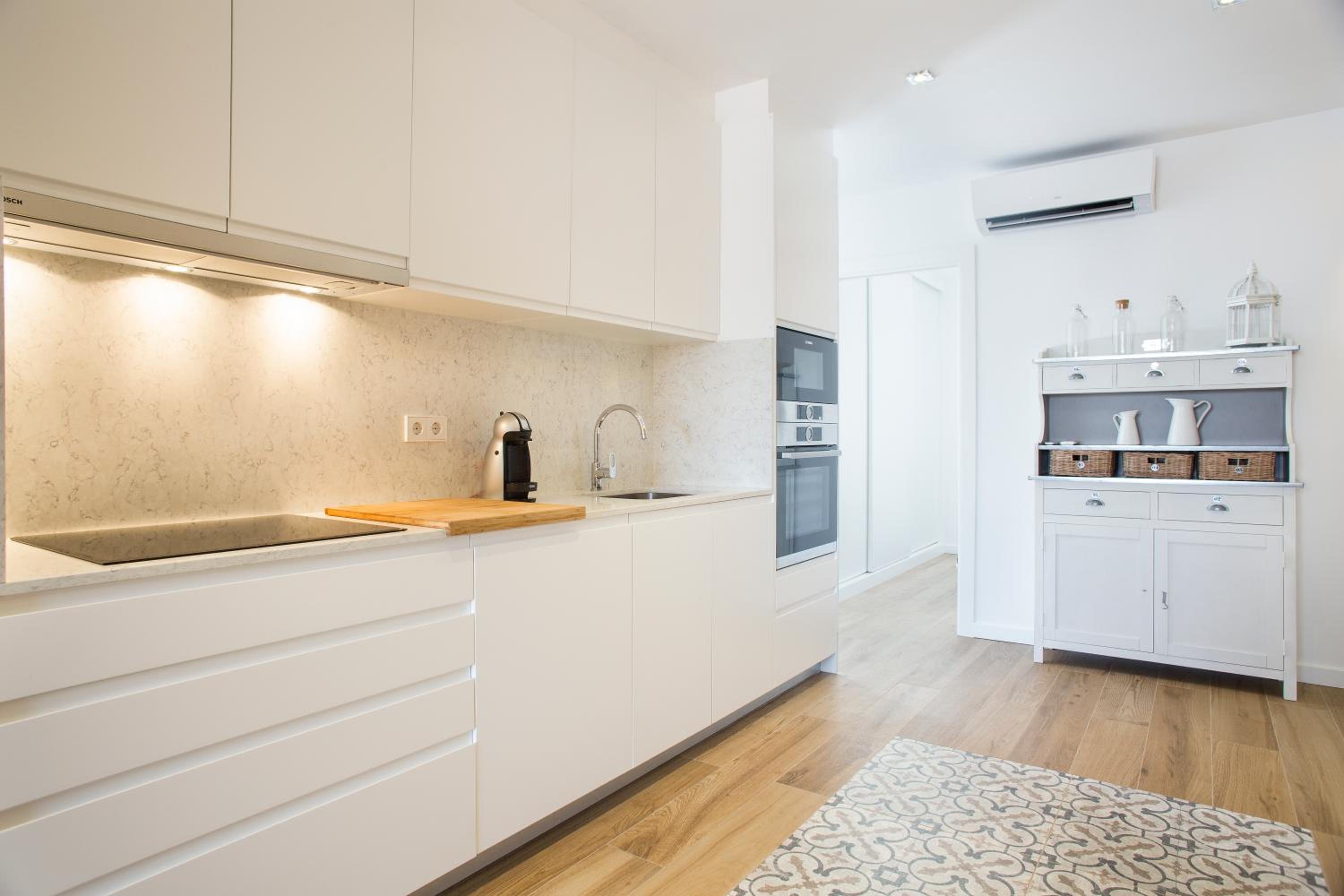 Apartment with Terrace photo 3