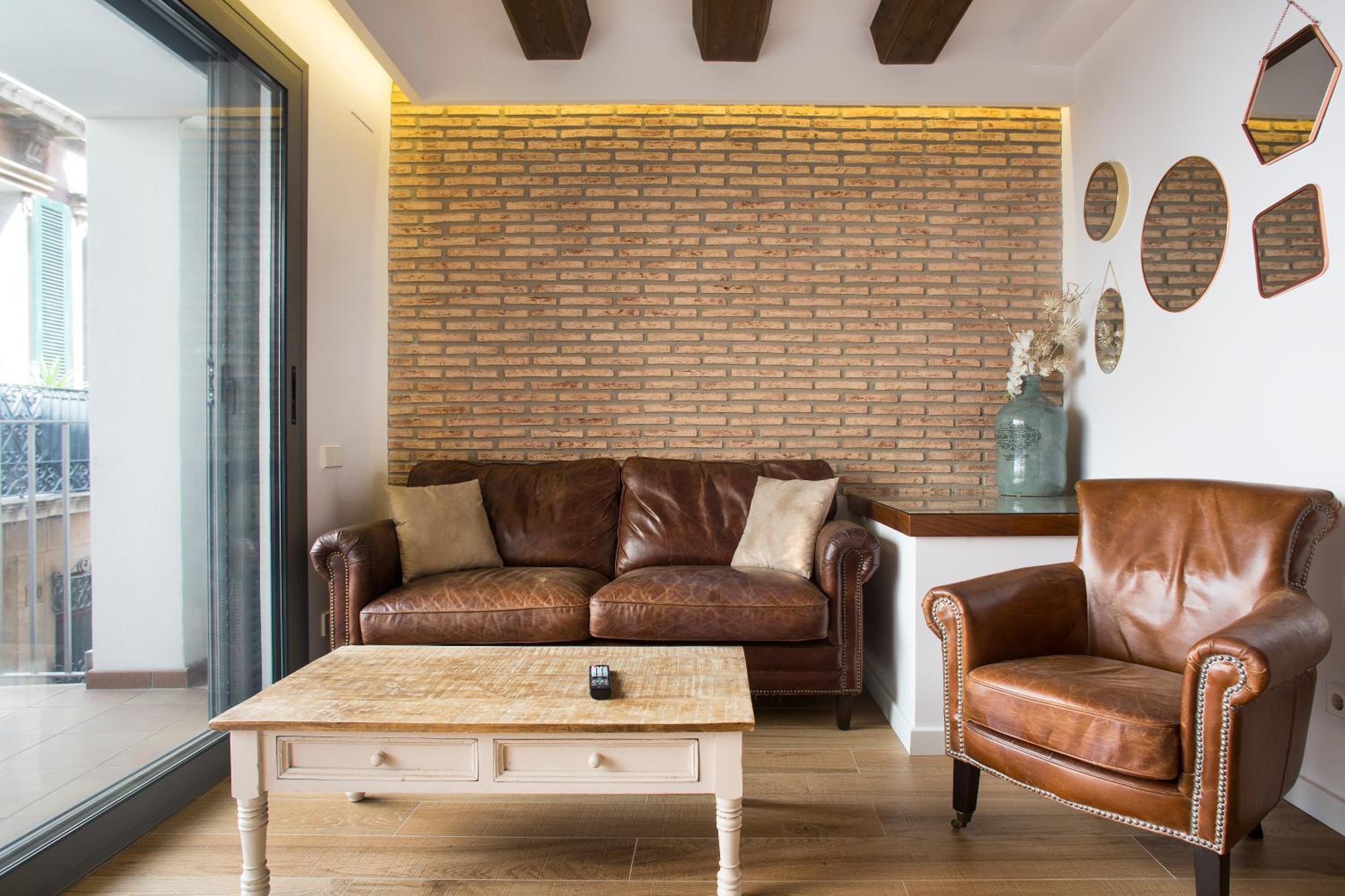 Apartamento con Balcón