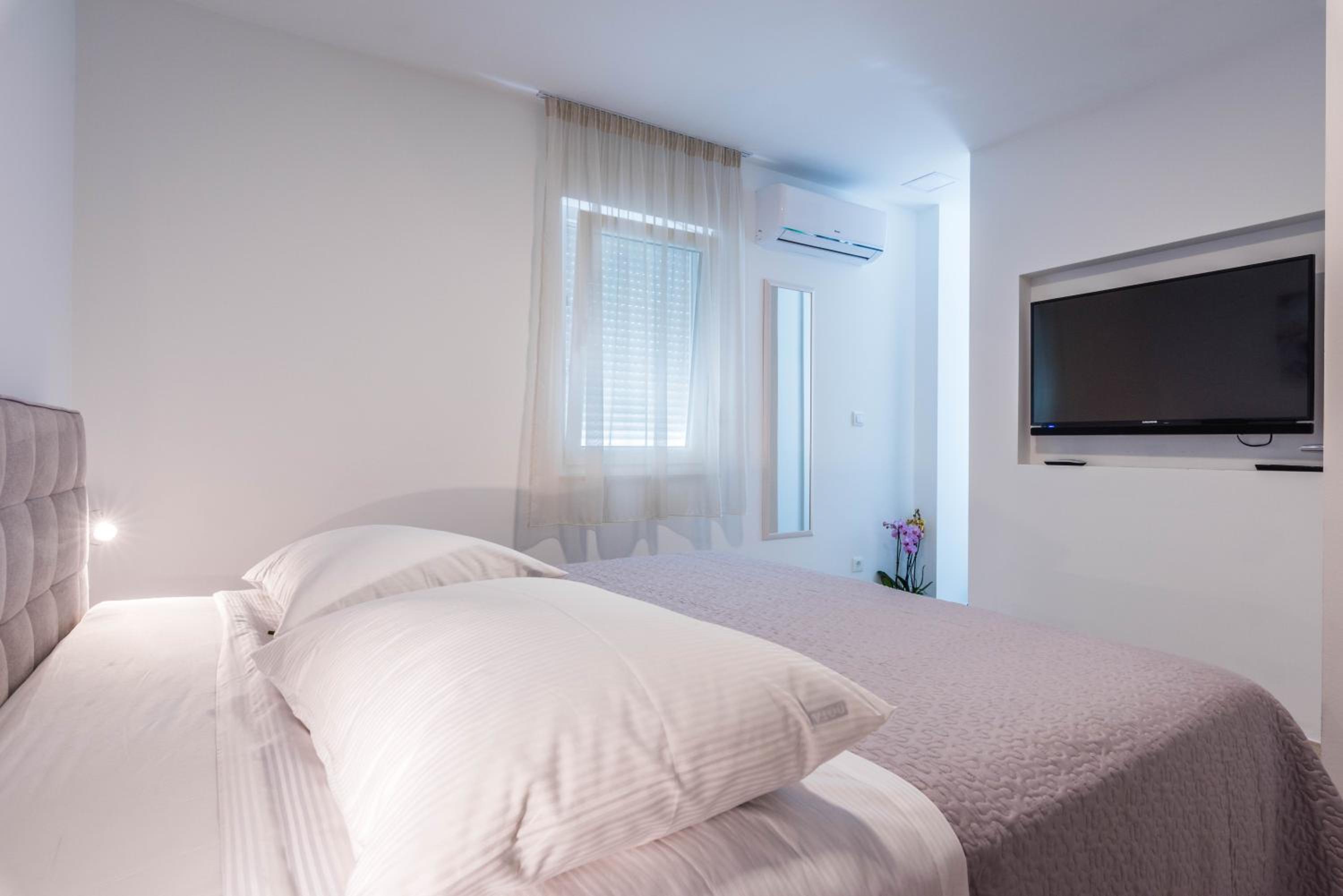 Apartment with Sea View photo 3