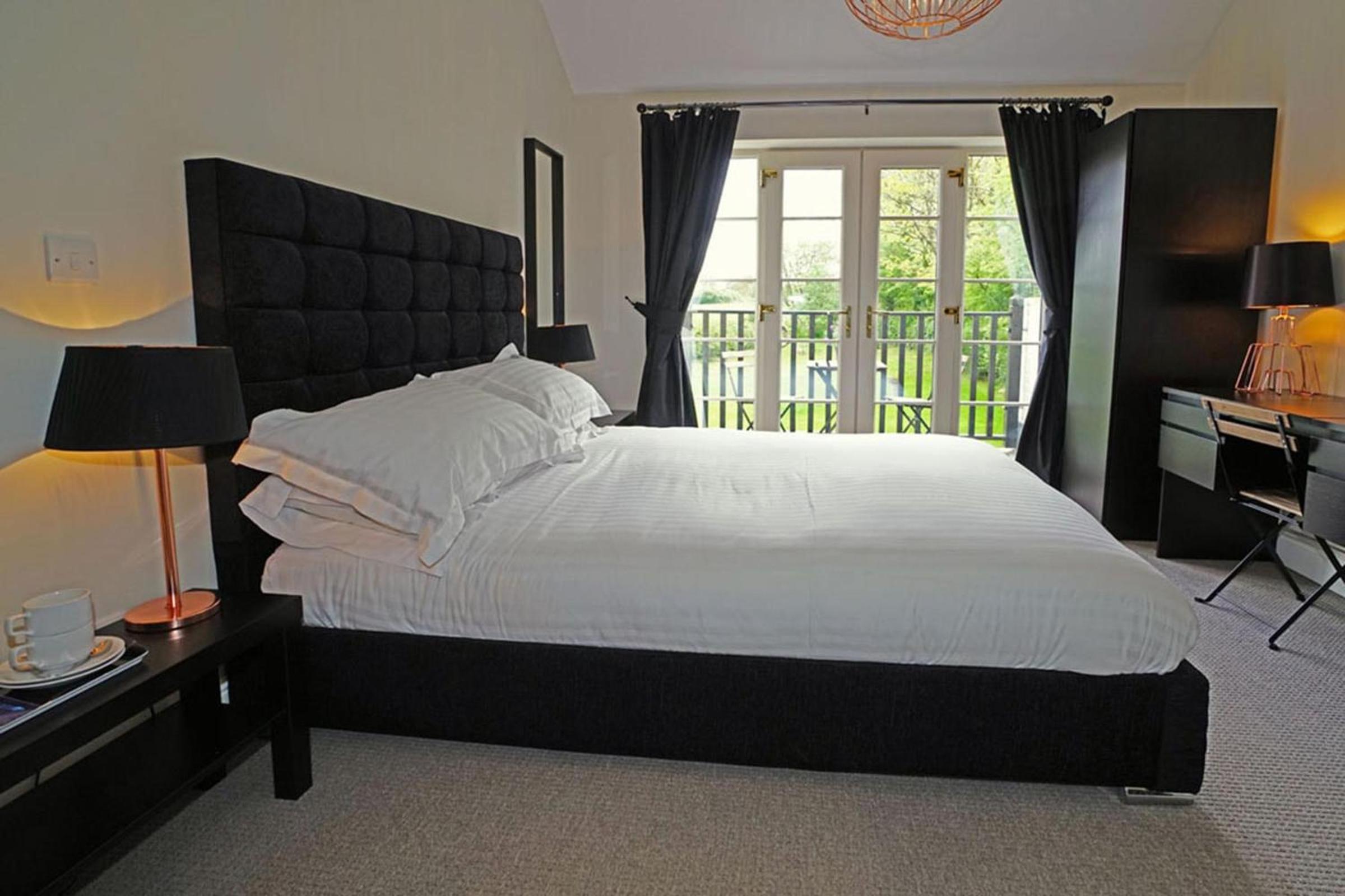 King Room with Balcony