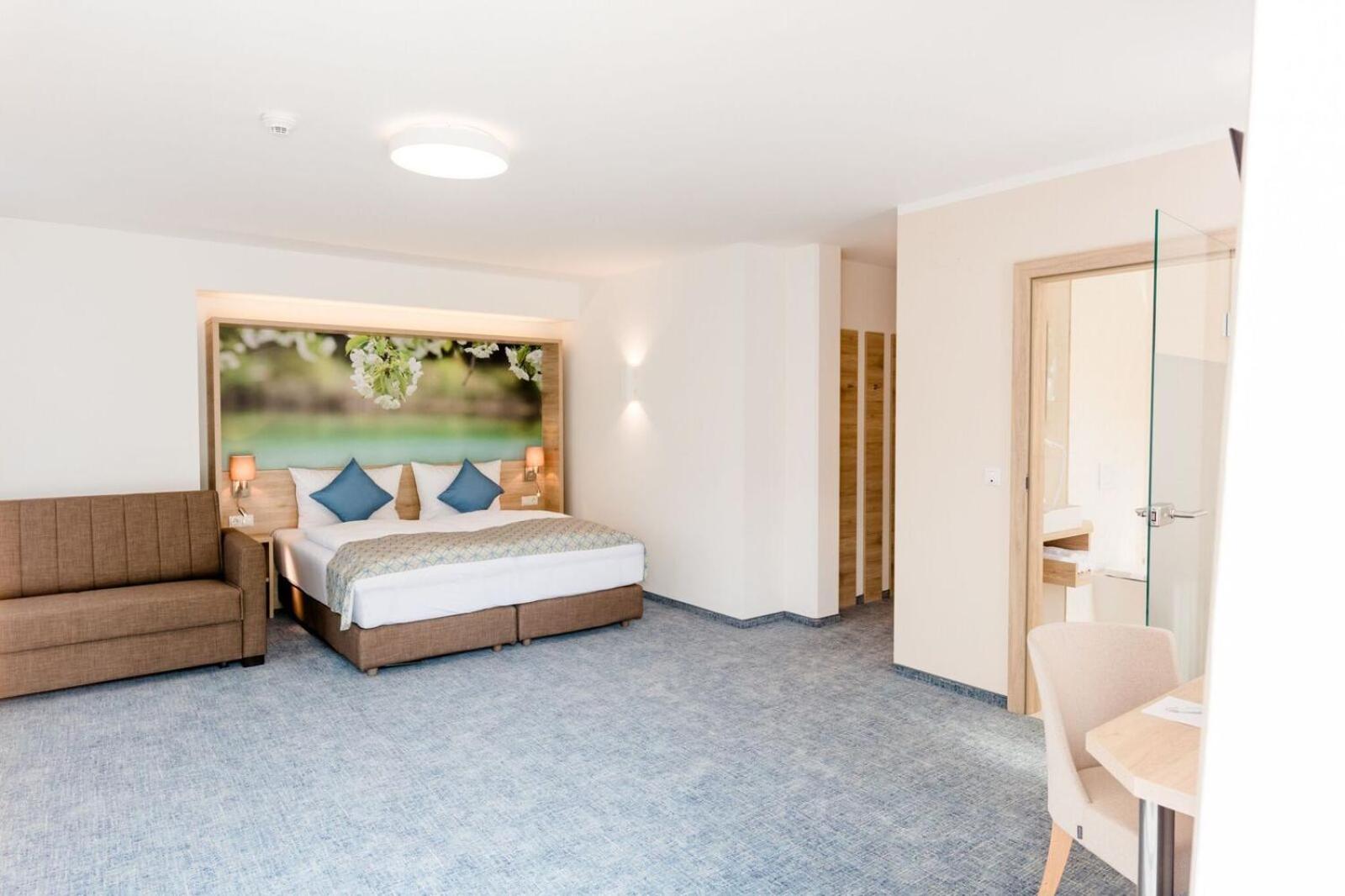 Junior Suite with Terrace - Photo 2