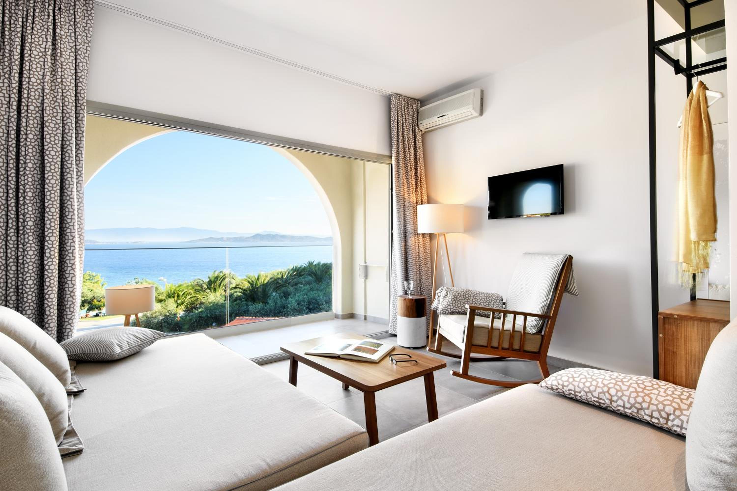 Executive Suite with Garden View photo 1