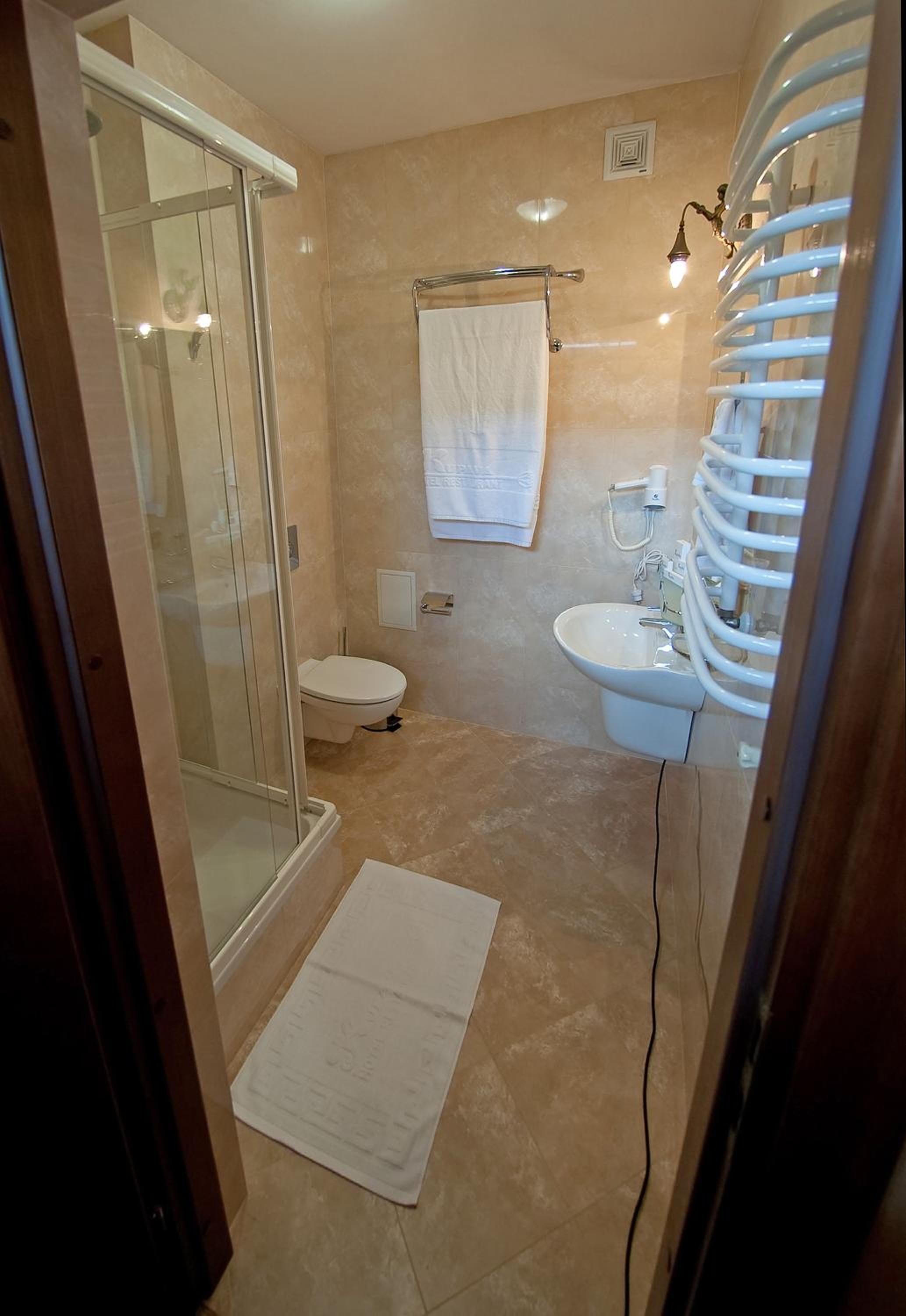 Comfort Twin Room