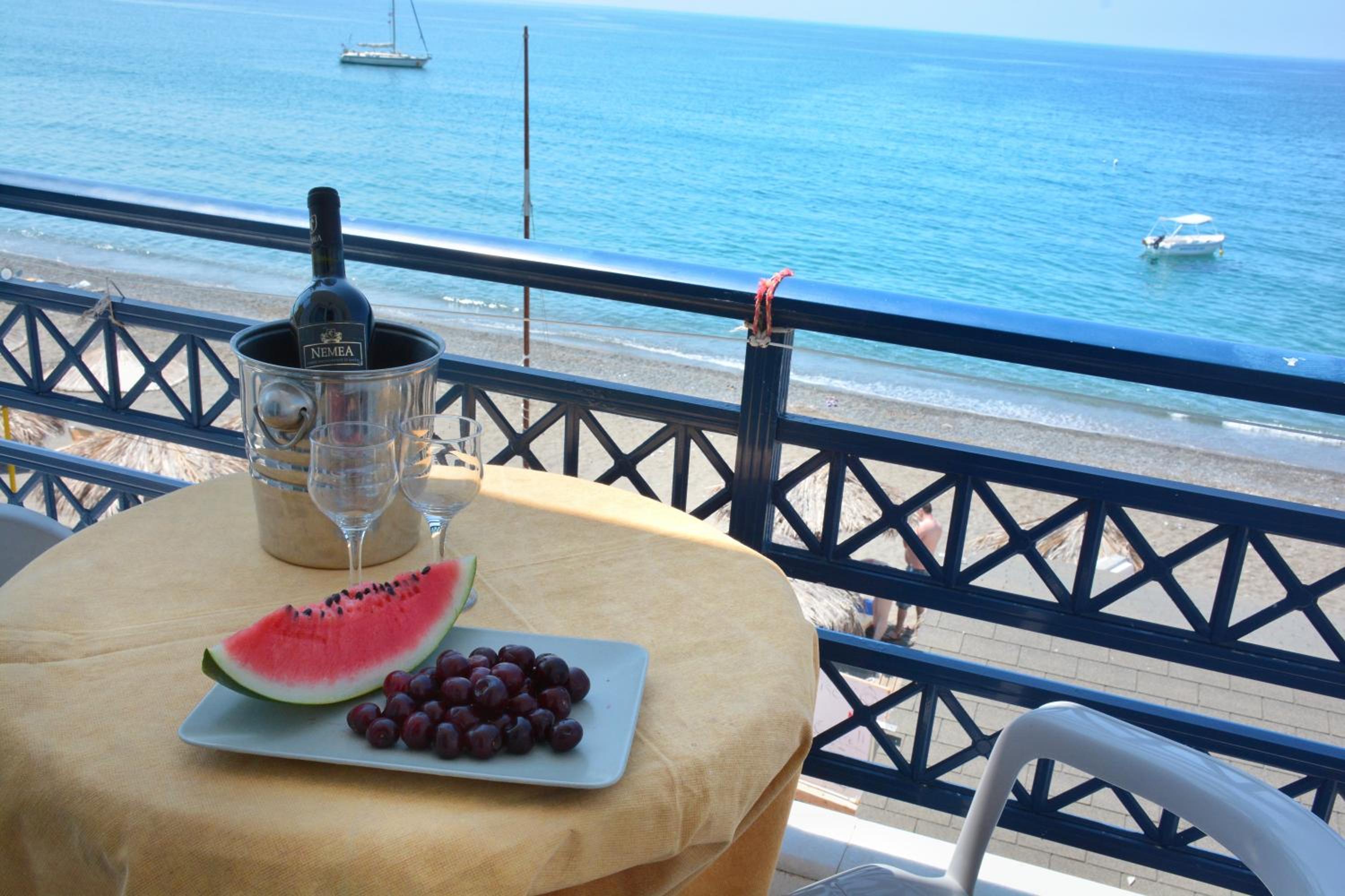 Studio with Sea View - Photo 3