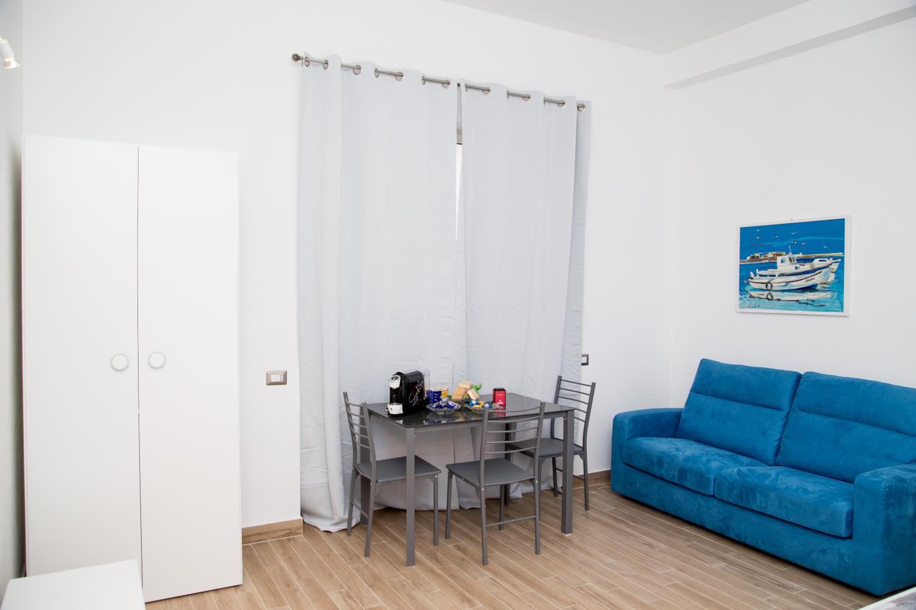Quadruple Room - Photo 2
