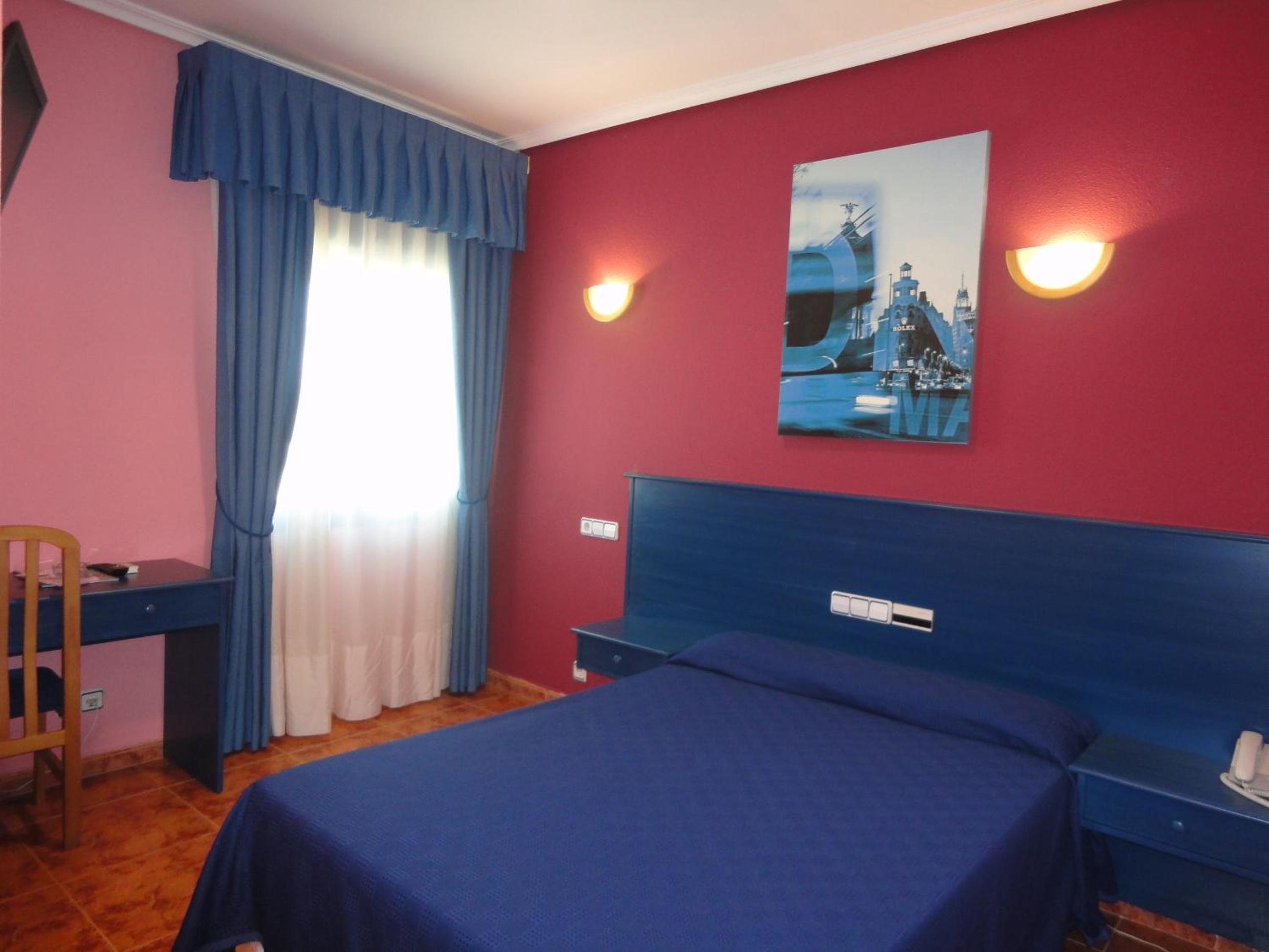 Double or Twin Room photo 2