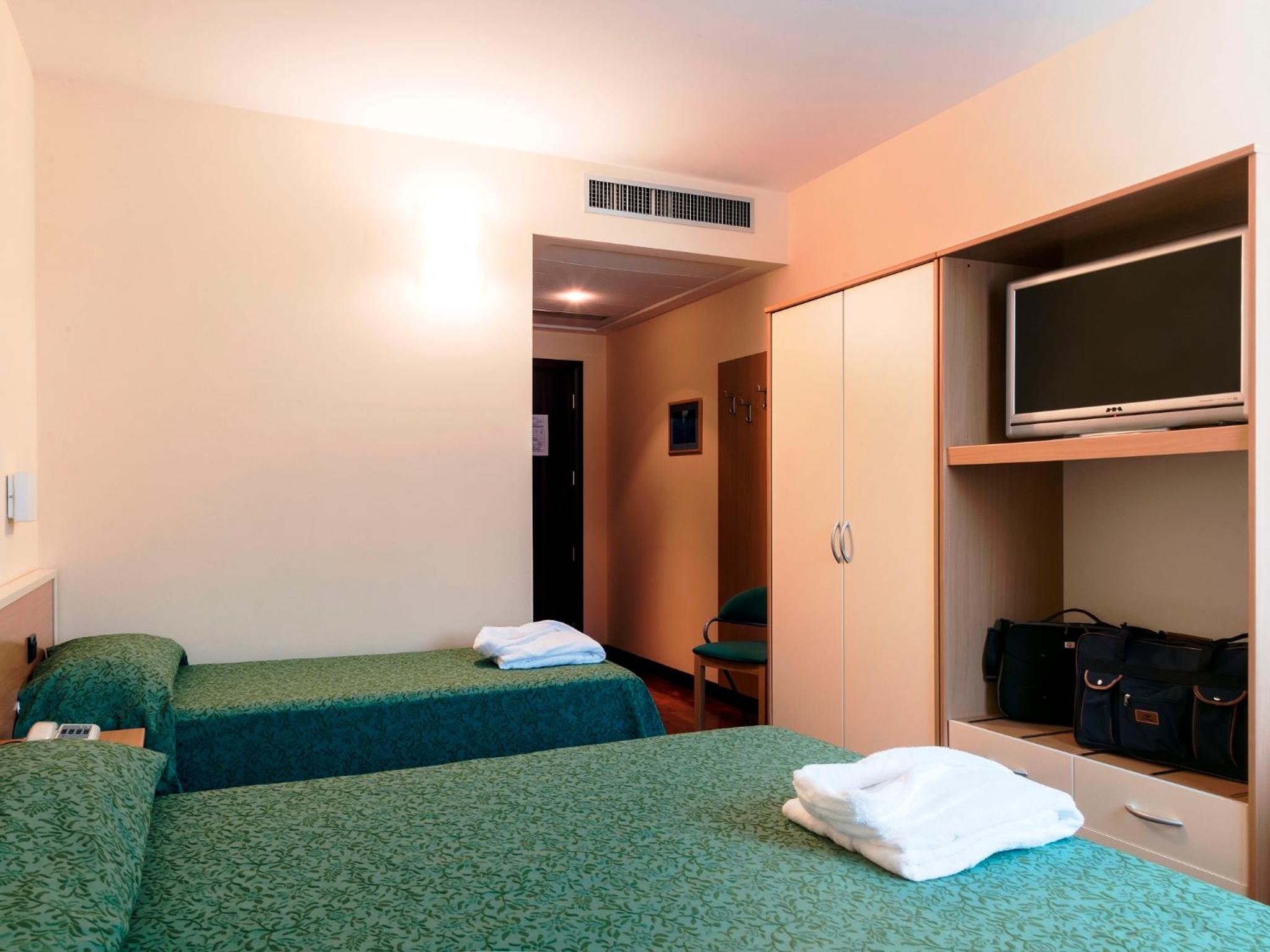 Classic Triple Room