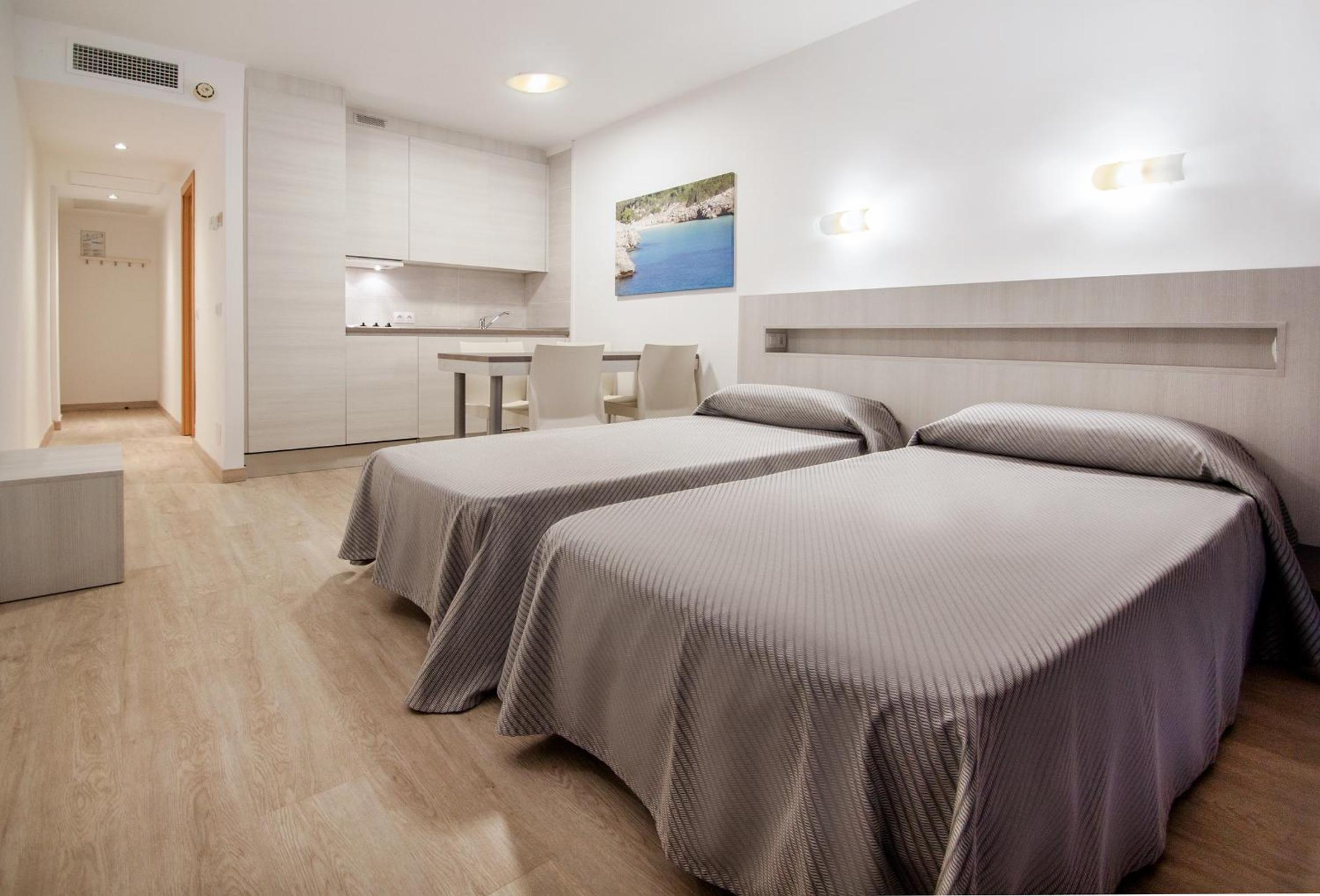 Estudio con terraza