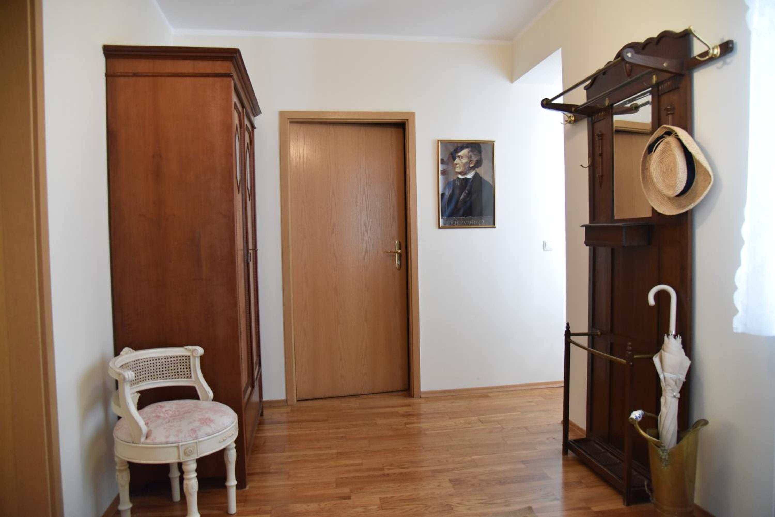 Two-Bedroom Apartment - Photo 6