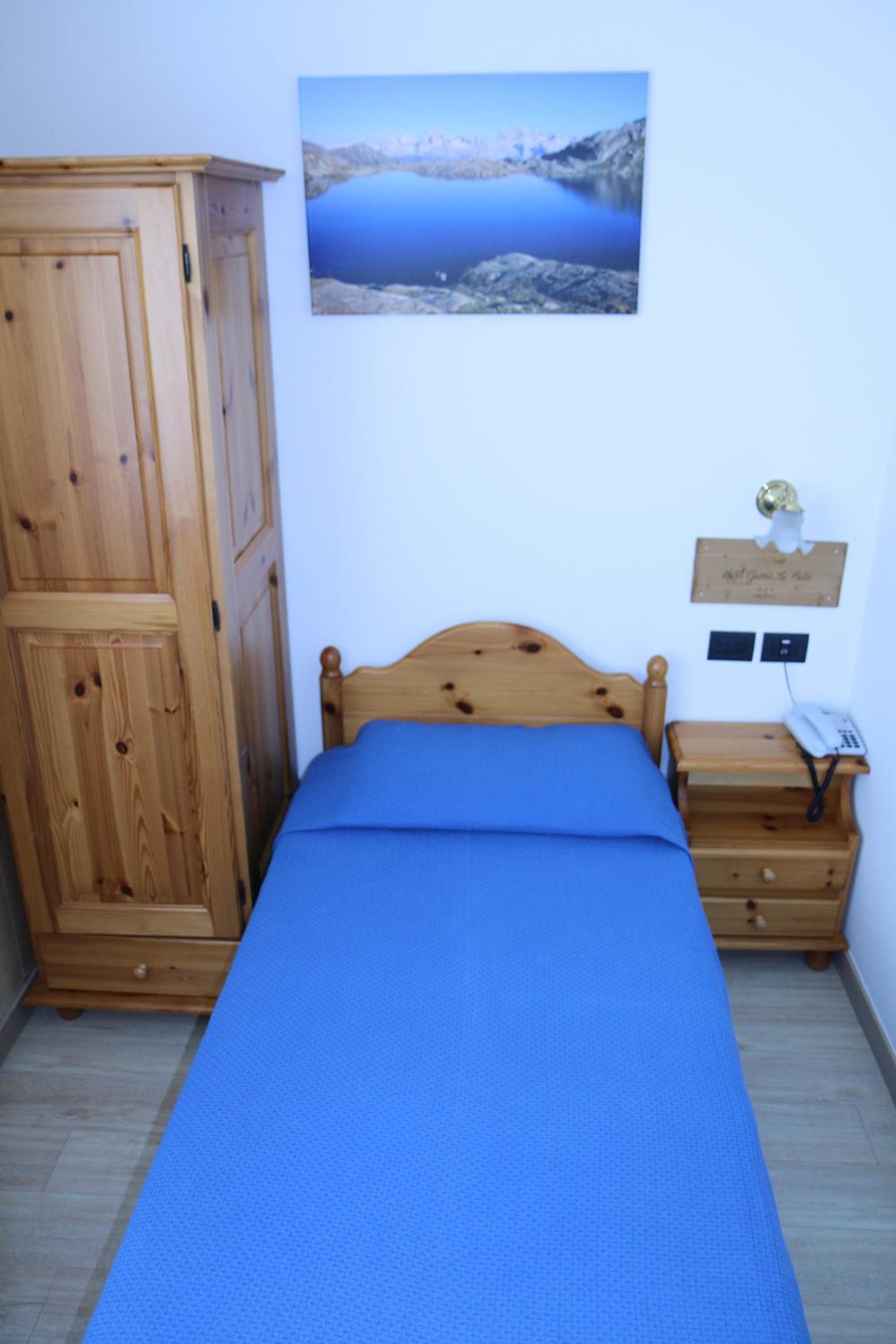 Single Room photo 3