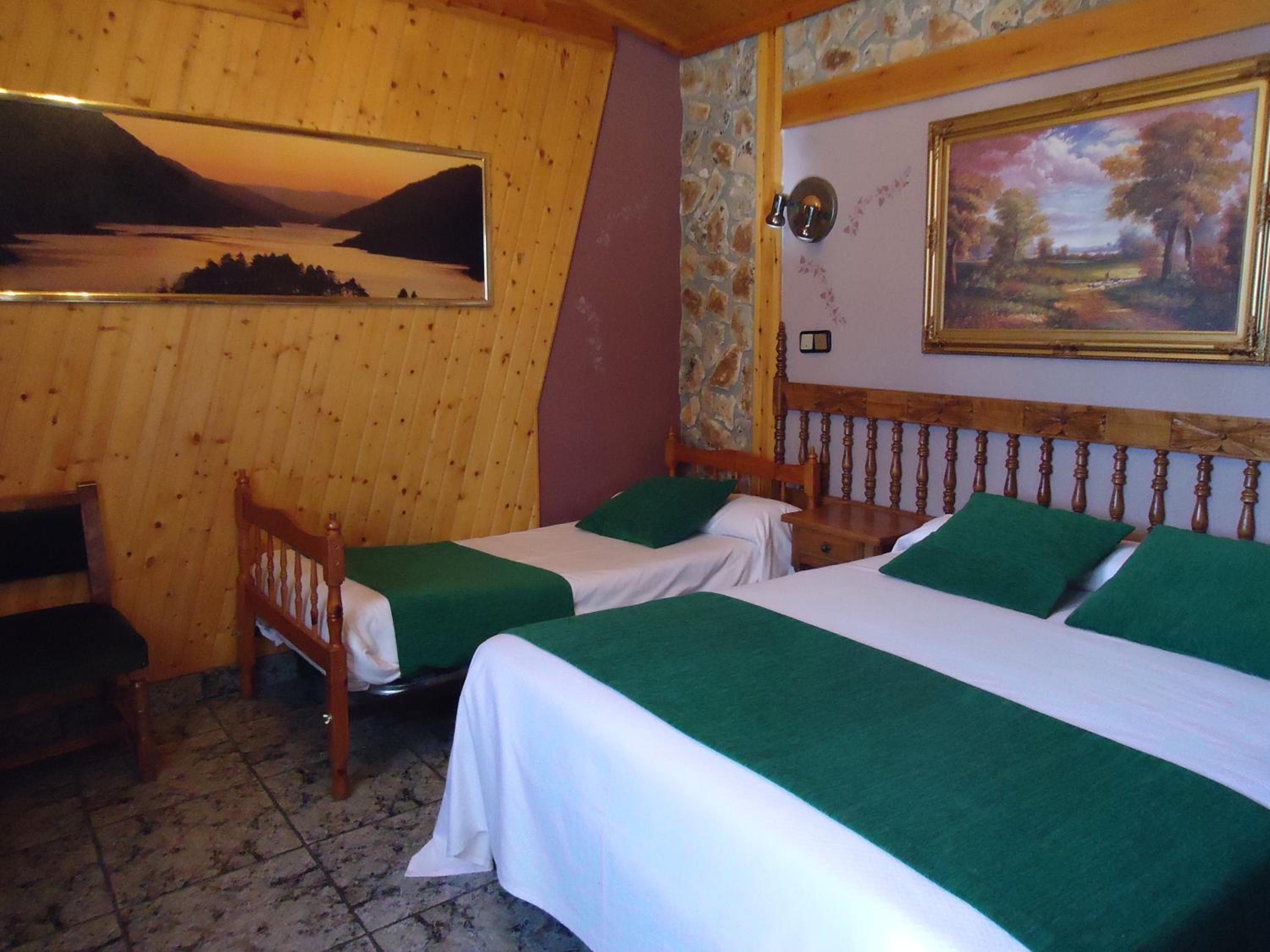 Triple Room - Photo 1