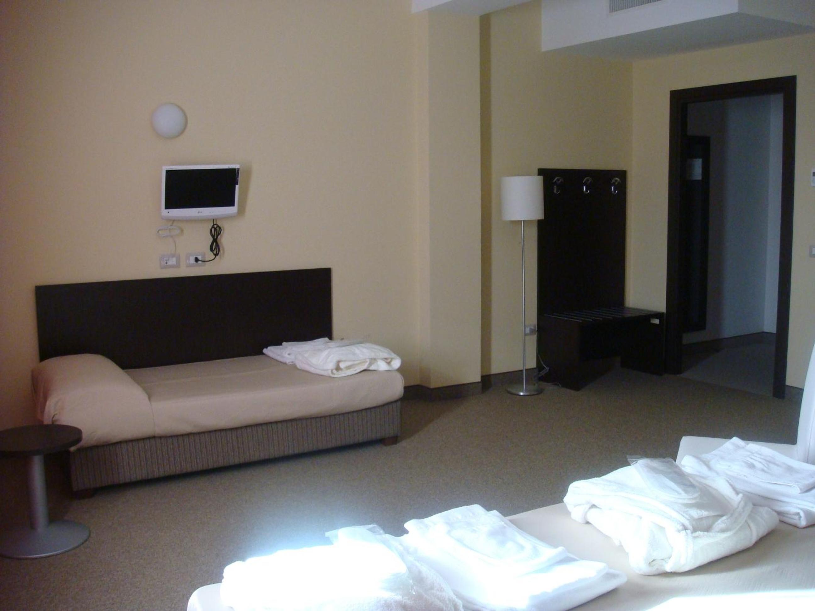 Triple Room photo 2
