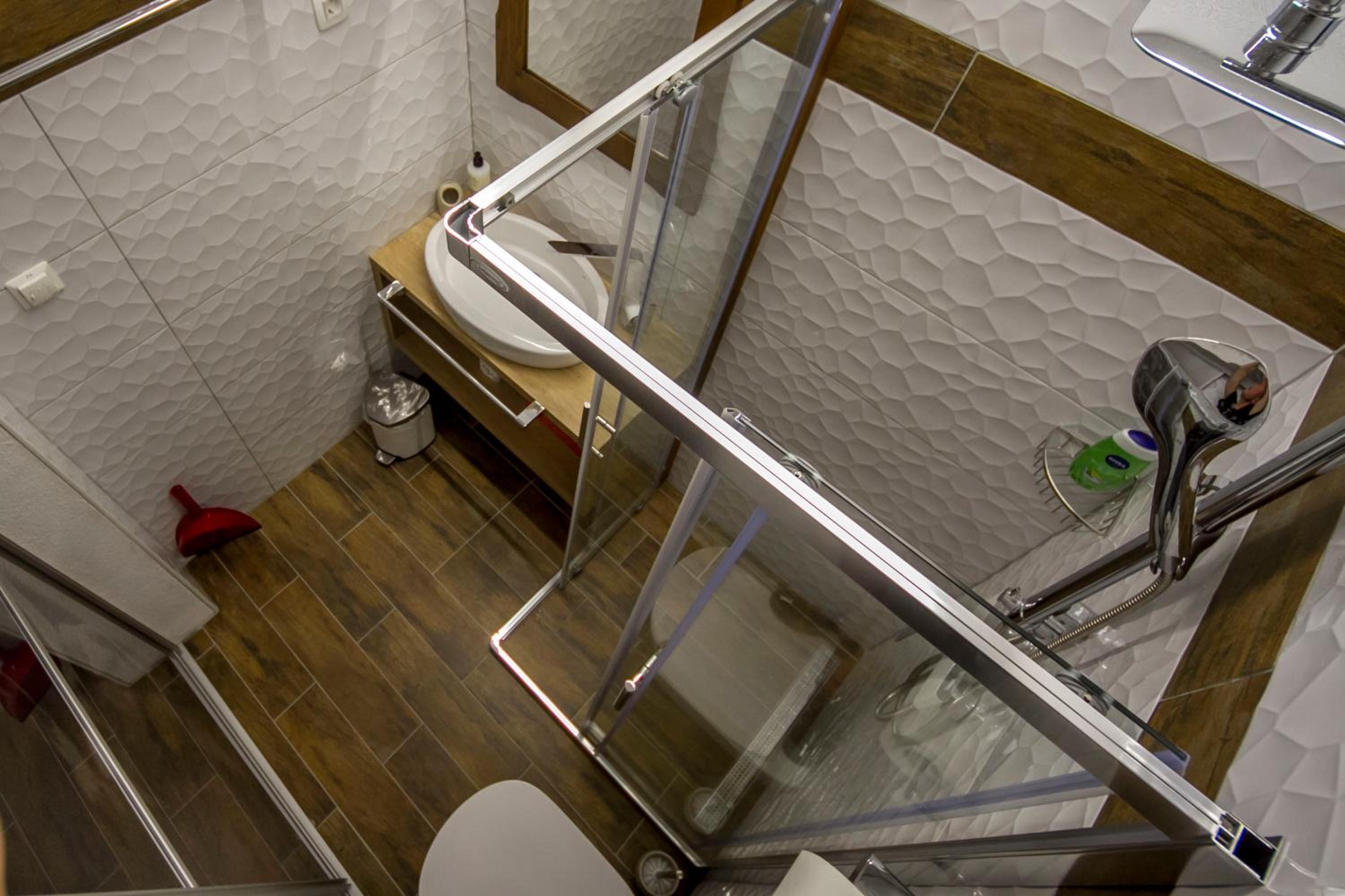 Double Room with Private Bathroom photo 3