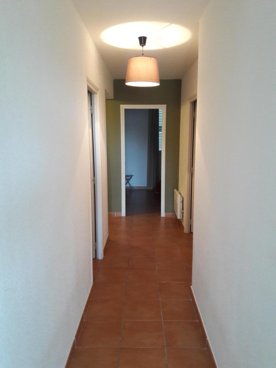 Two-Bedroom Apartment with Large Terrace - Photo 10