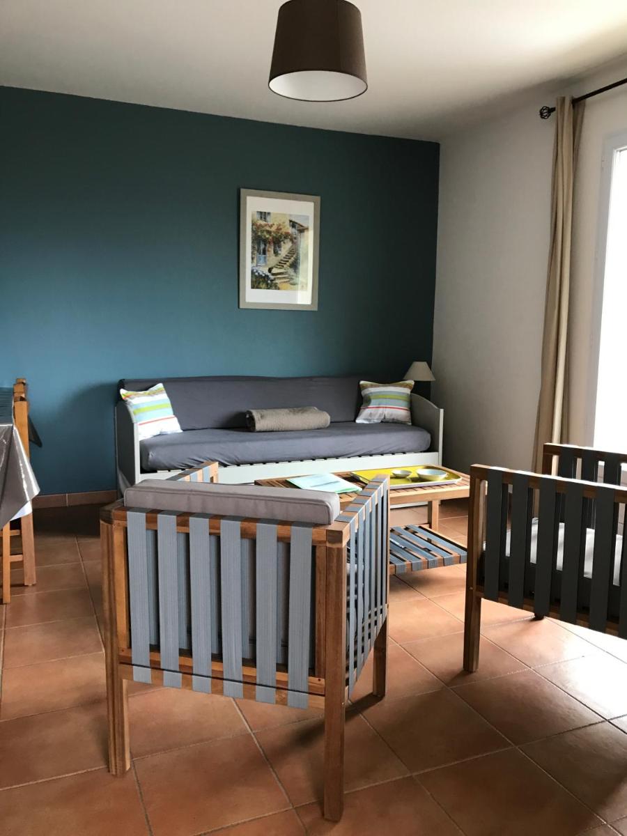 Two-Bedroom Apartment with Large Terrace - Photo 7