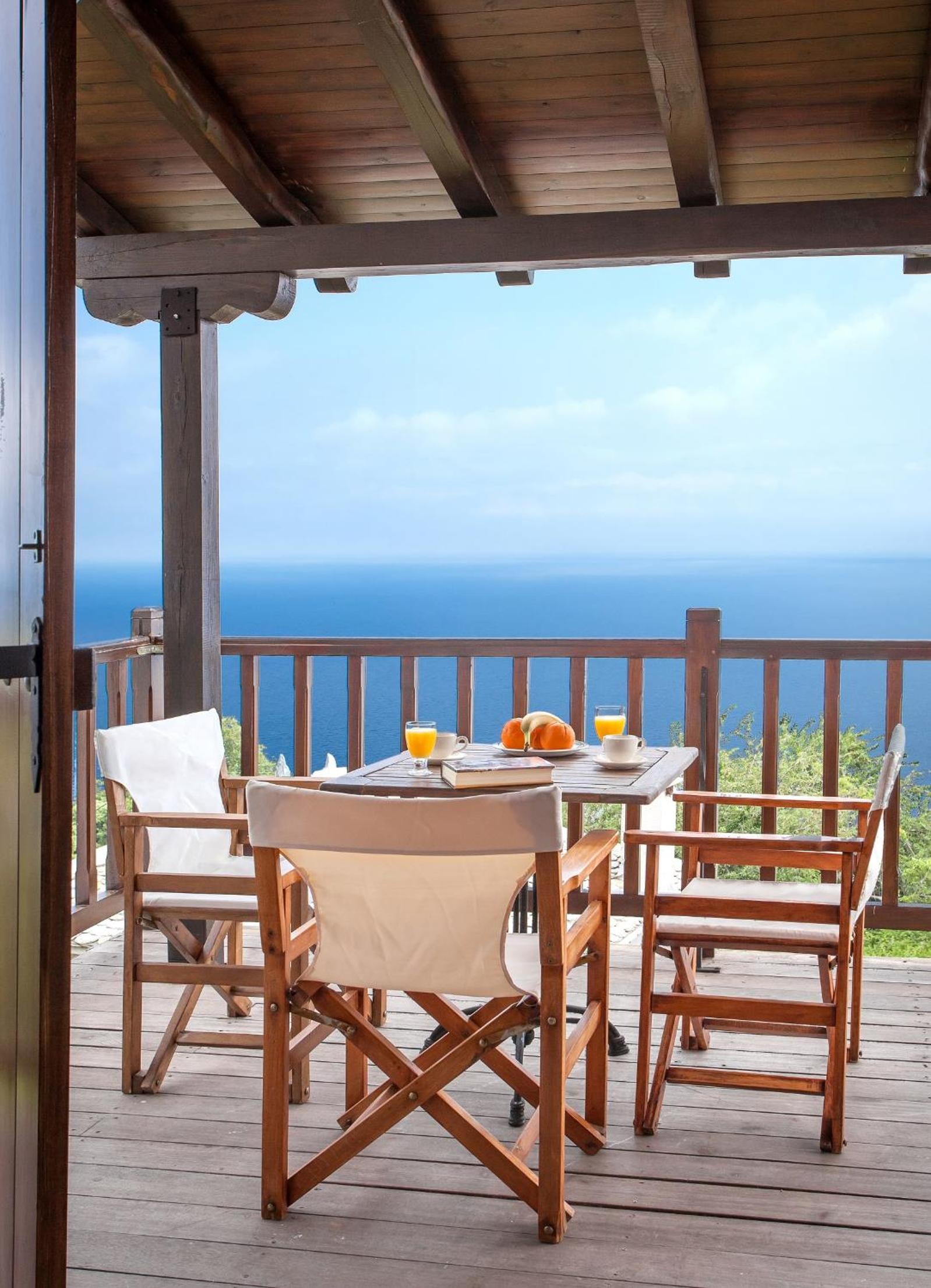 Family Apartment with Balcony - Second Floor