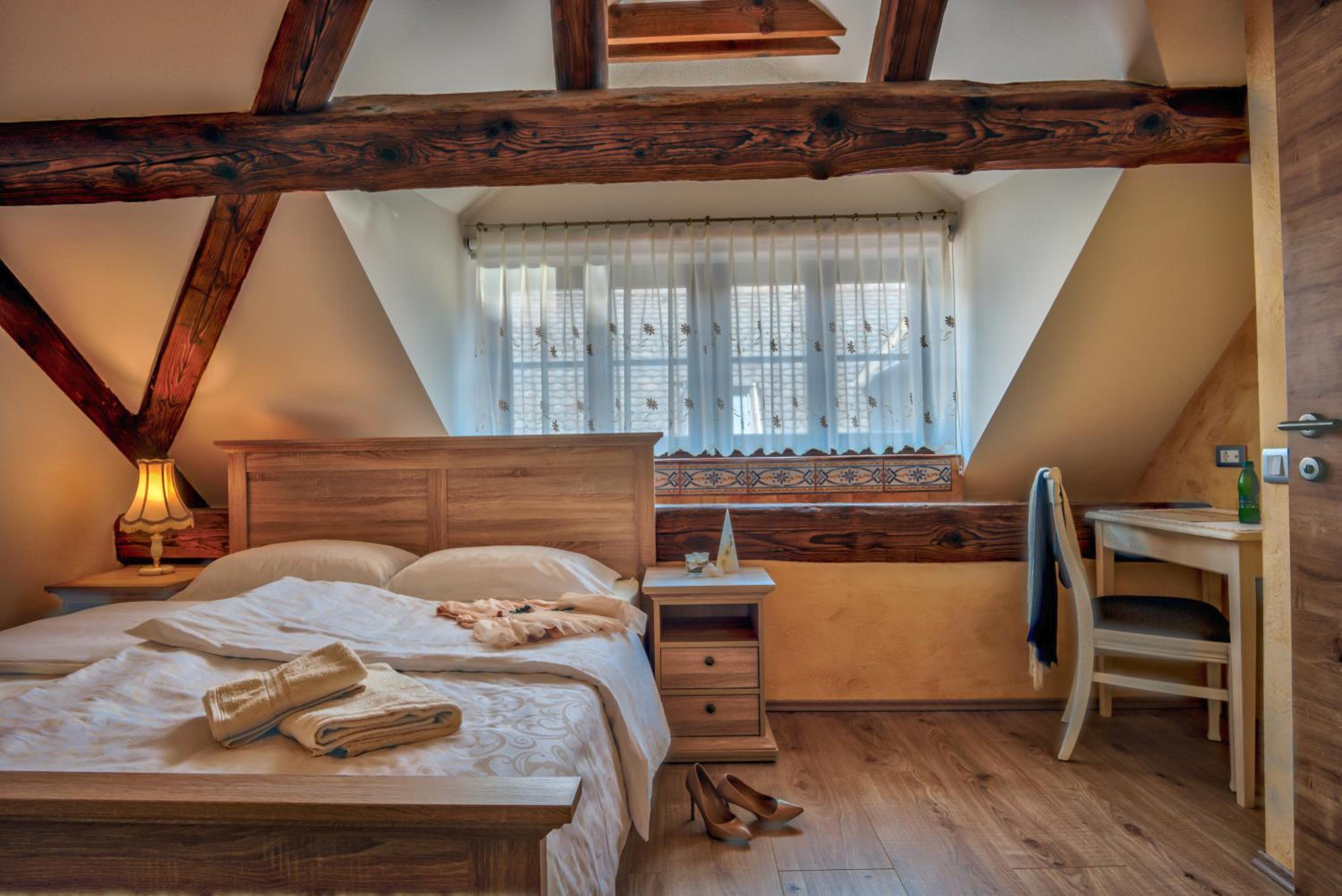 Double Room - Photo 15