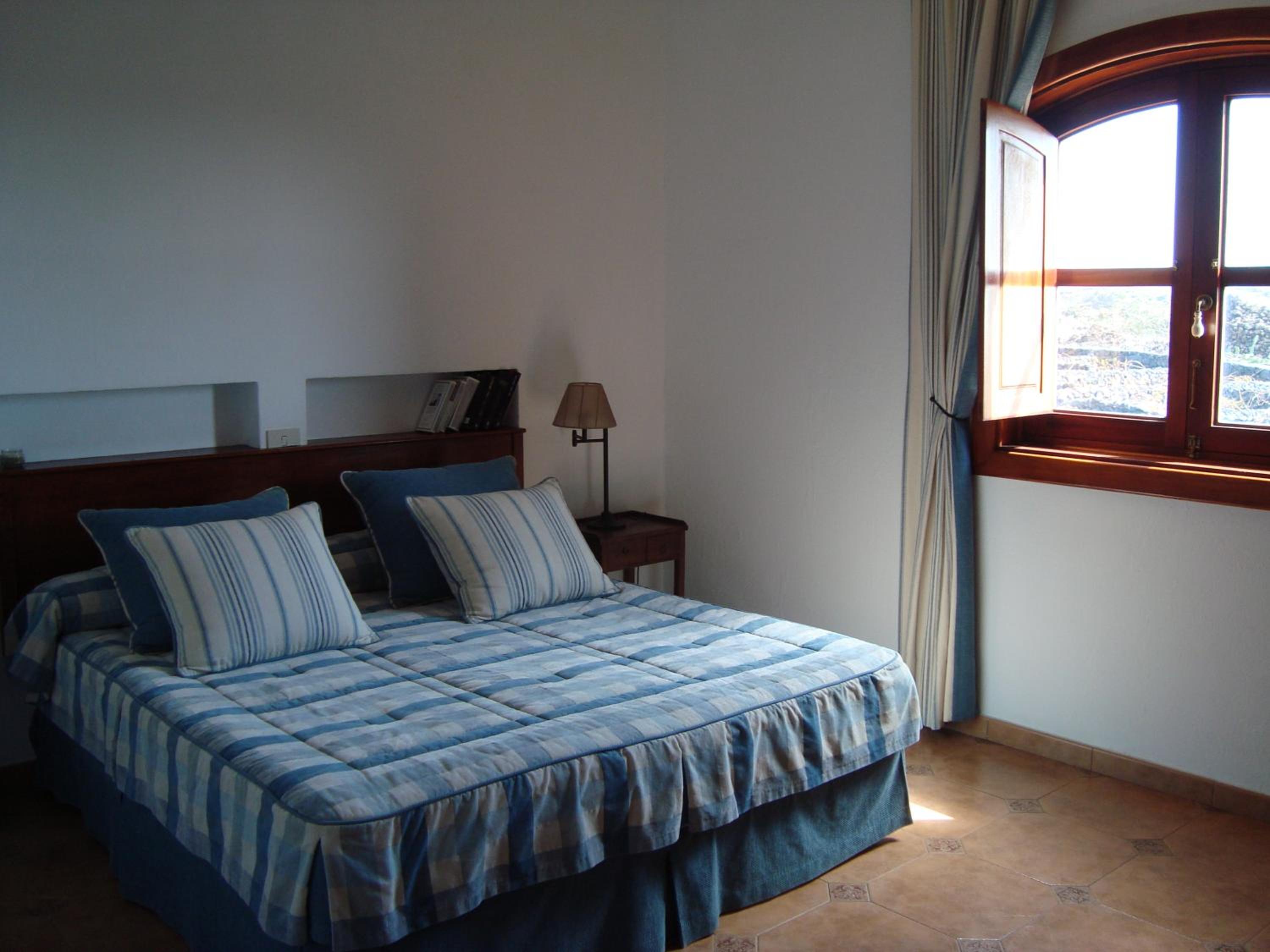 Villa photo 2