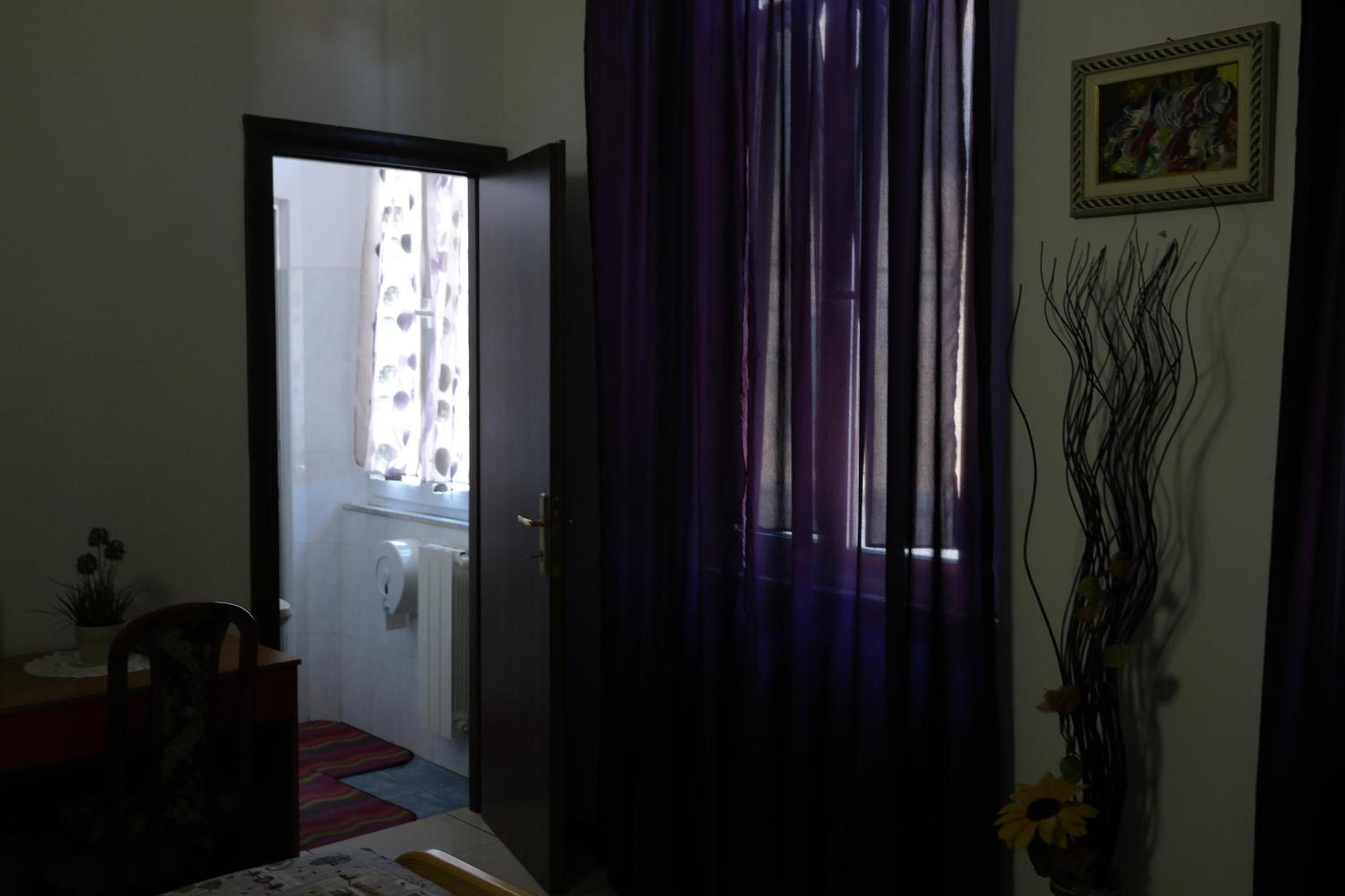 Double Room with Private Bathroom photo 2