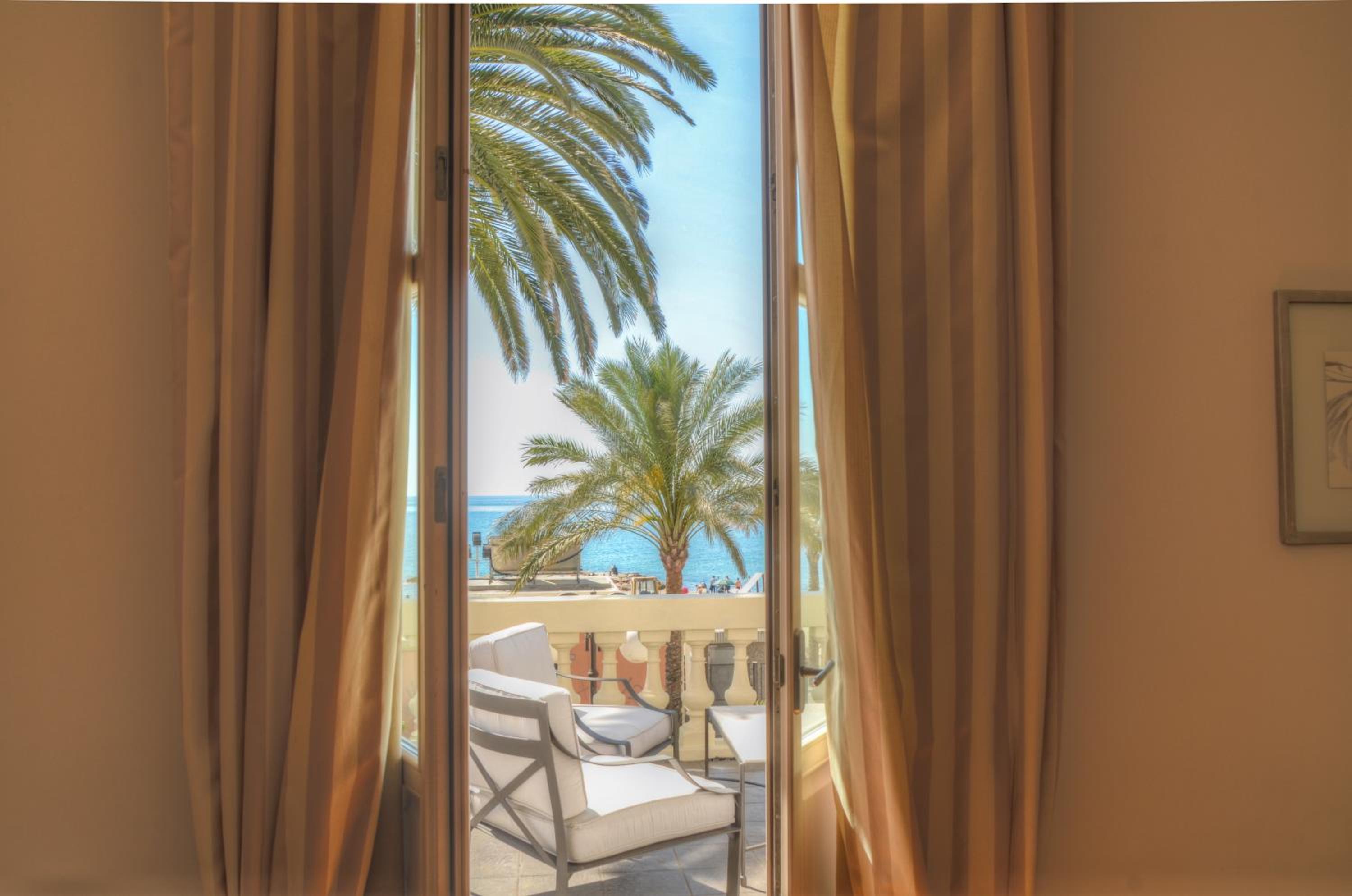 Suite with Sea View photo 3