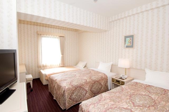 Standard Twin Room - Smoking - Photo 3
