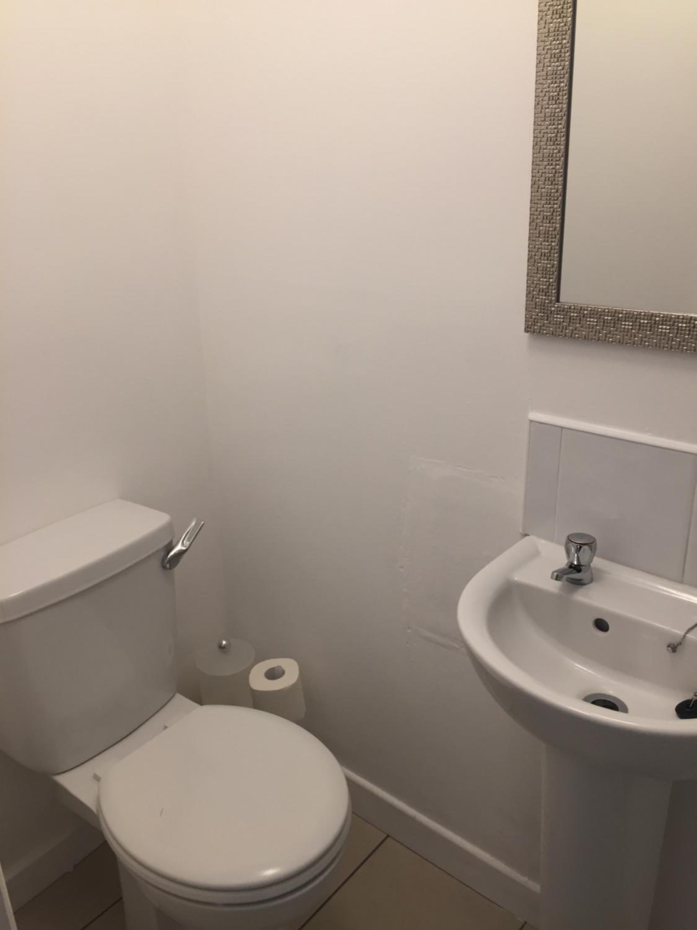 Double Room with Private Bathroom photo 2