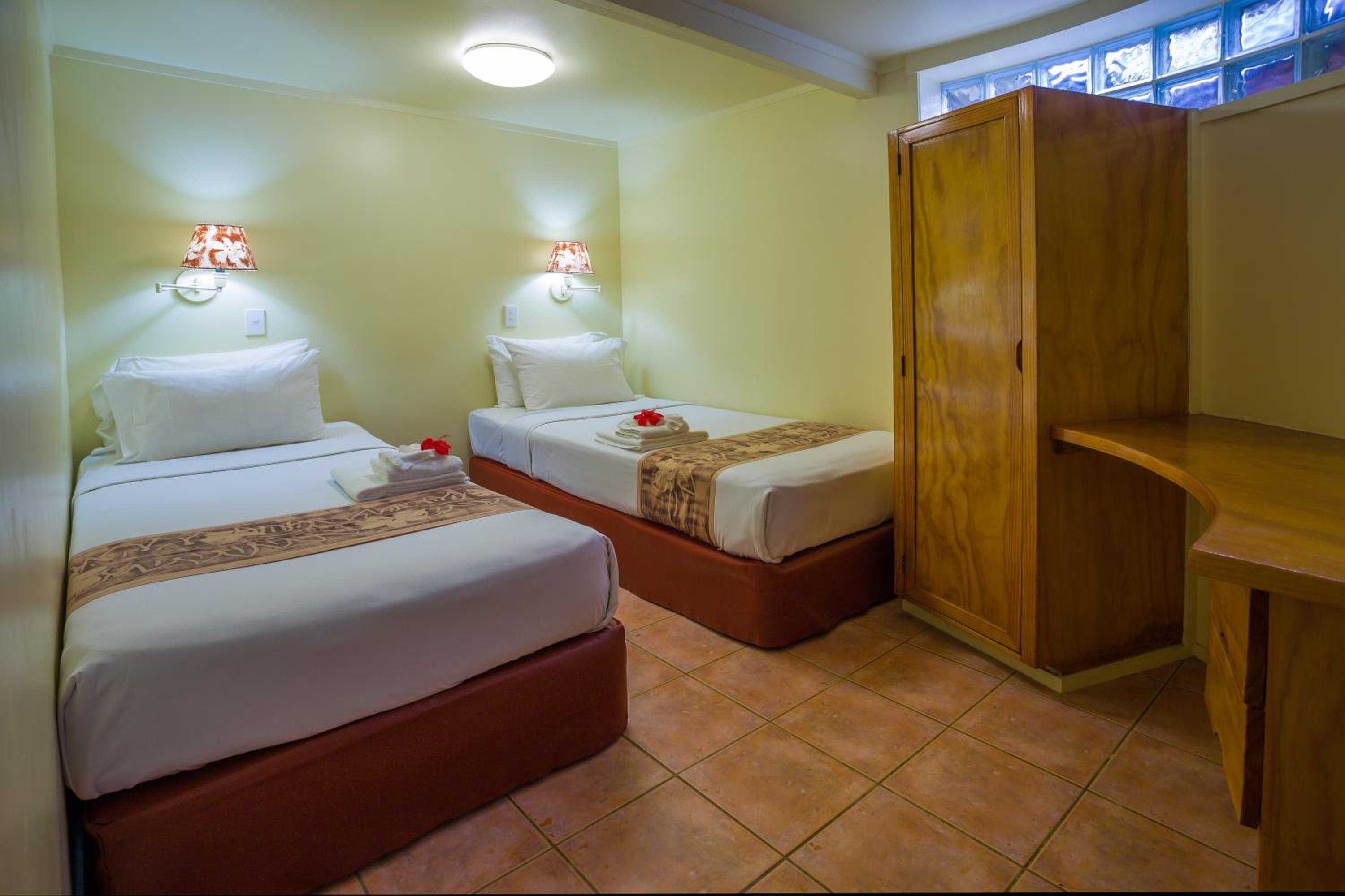 Two-Bedroom Suite - Beachside