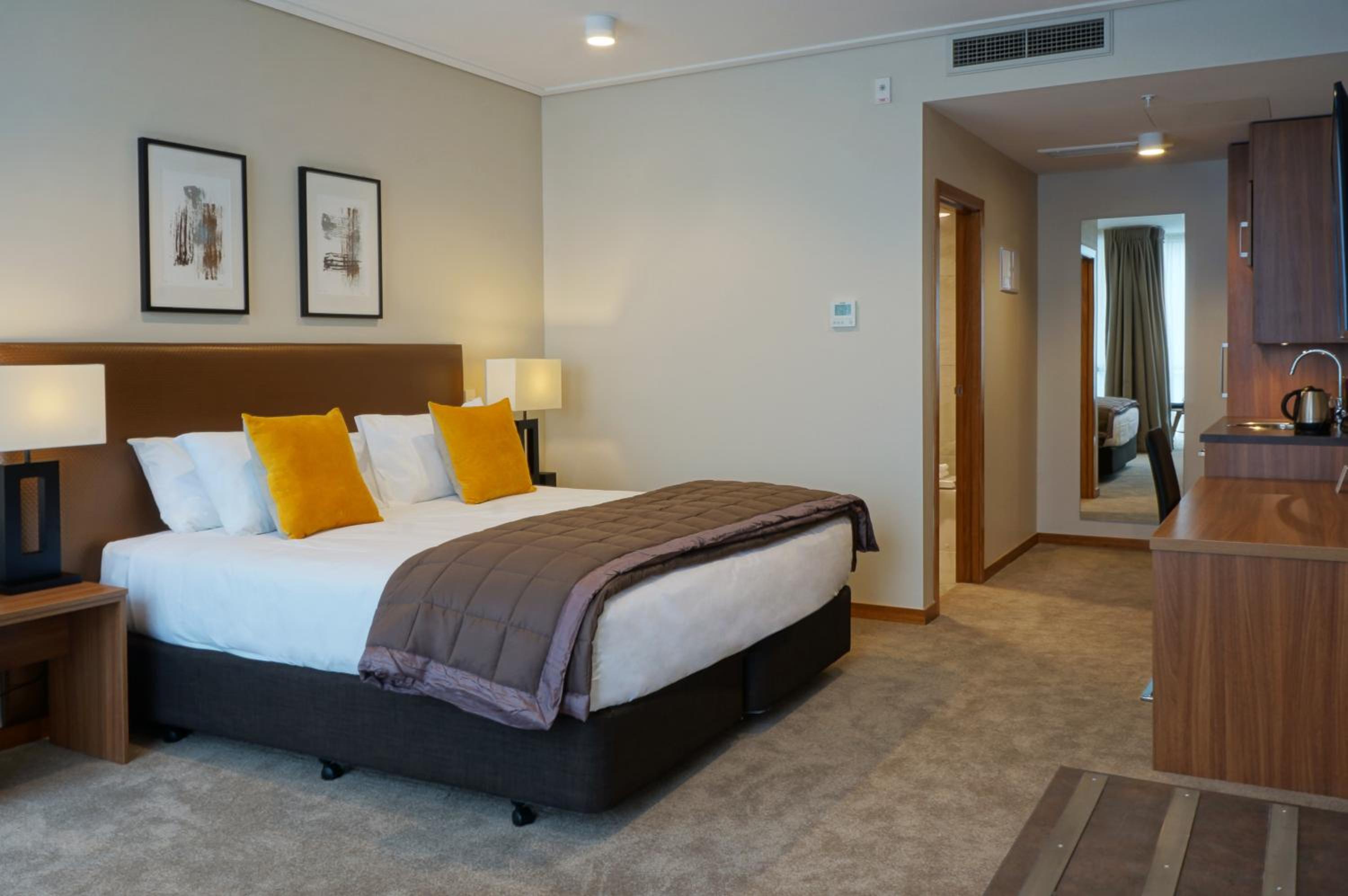 Superior King Room - Photo 1