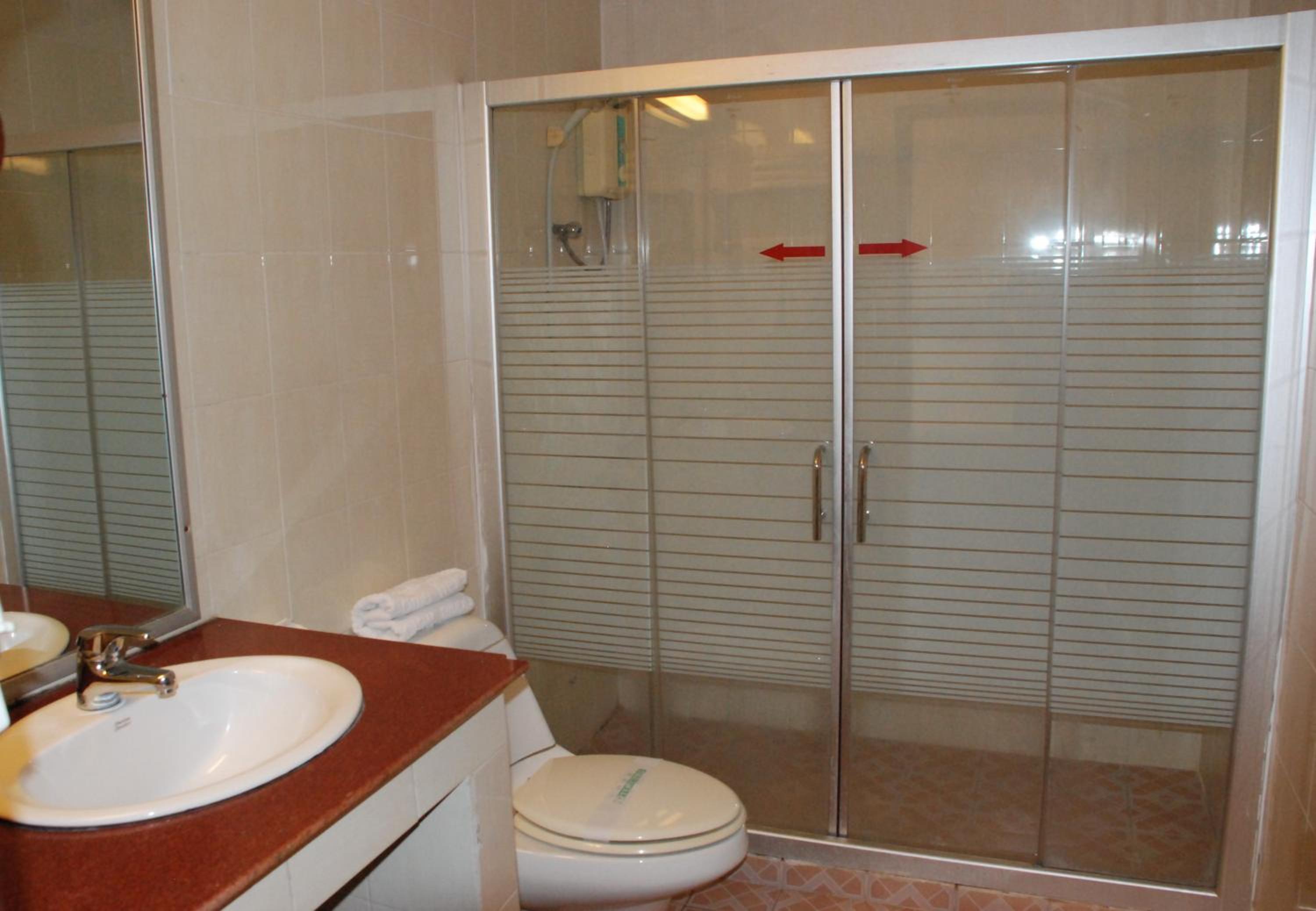 Standard Twin Room photo 3
