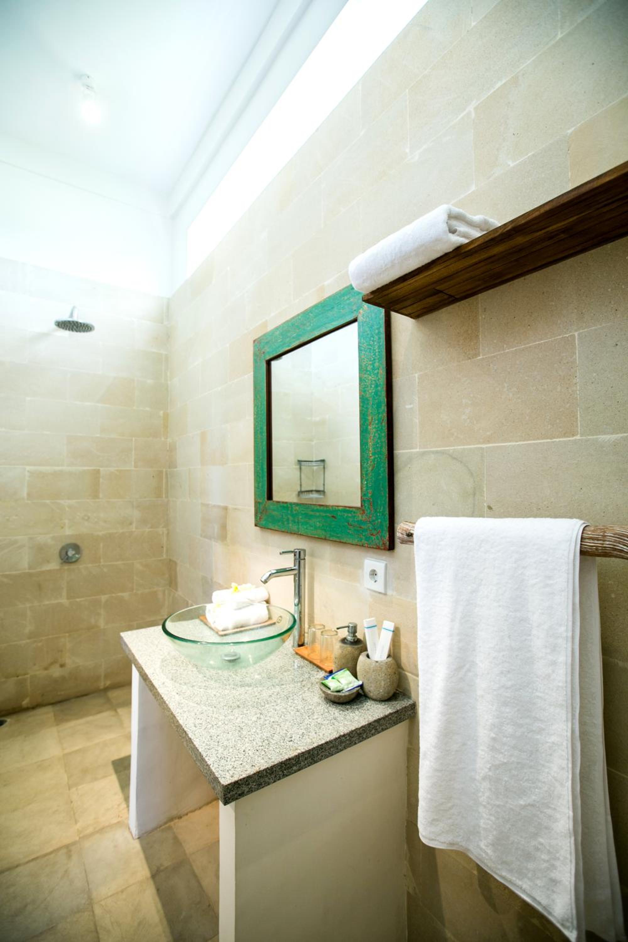 Villa with Private Pool with Sea View - Photo 12