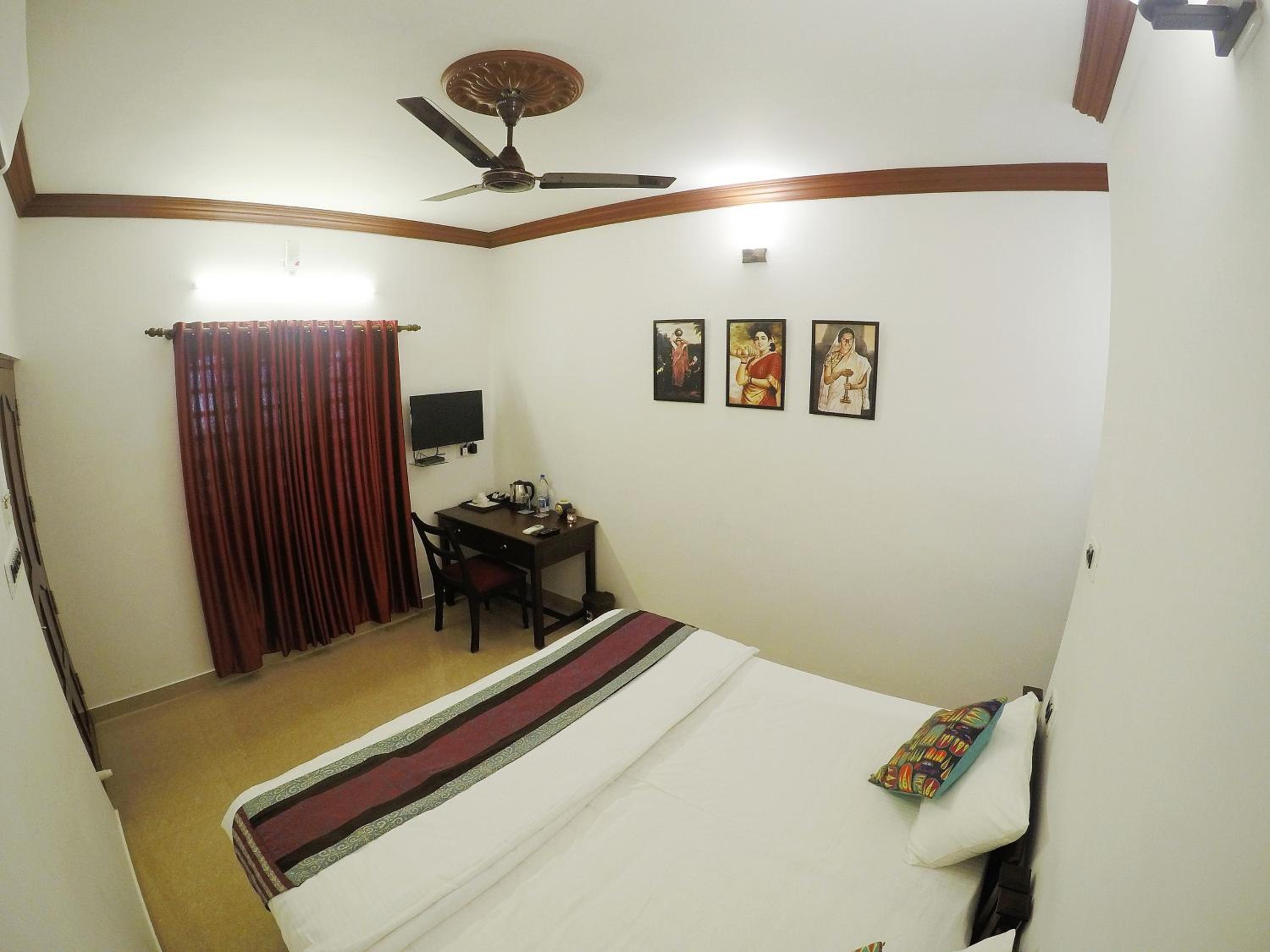 Deluxe Double or Twin Room with Sea View - Photo 6