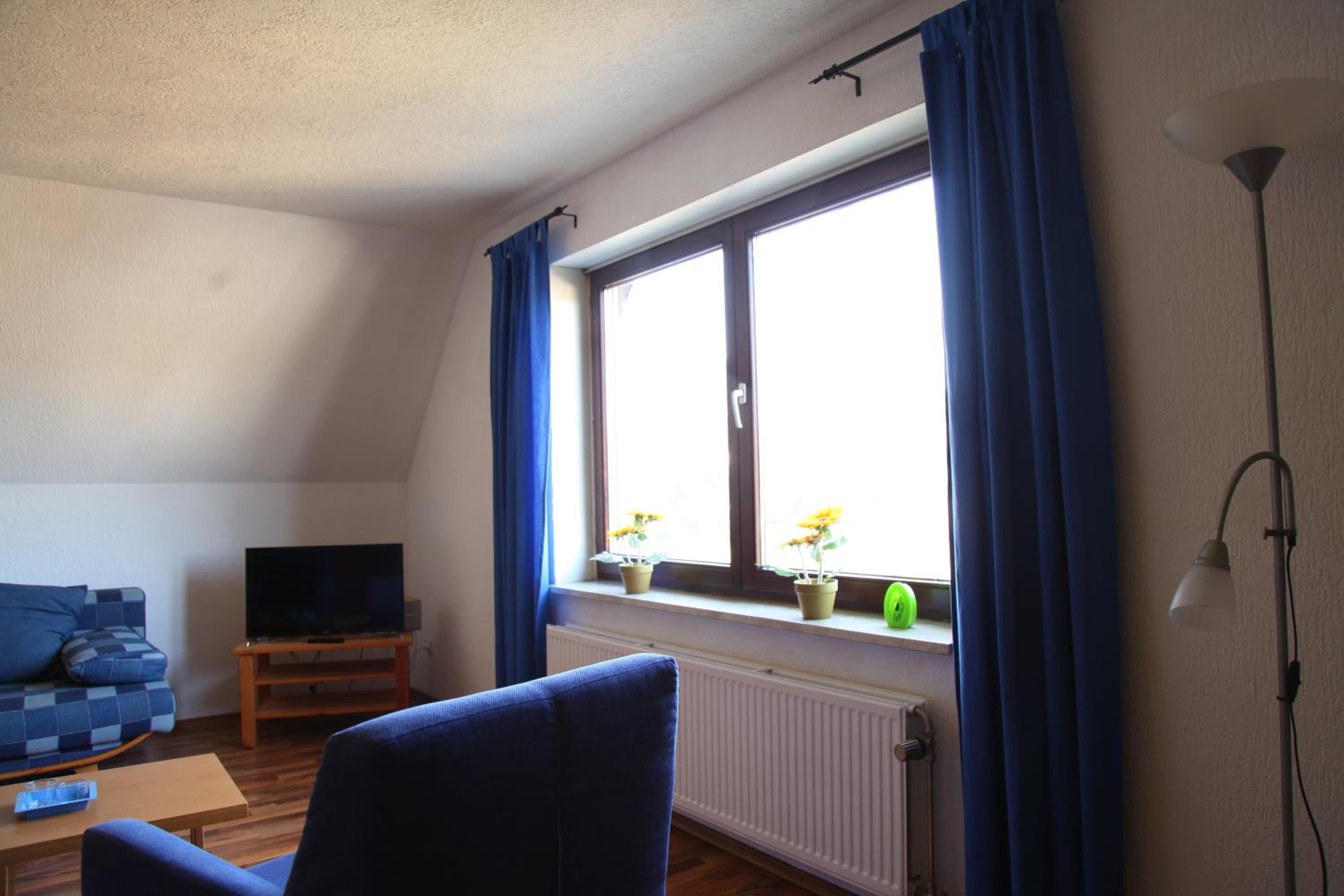 Apartment photo 2
