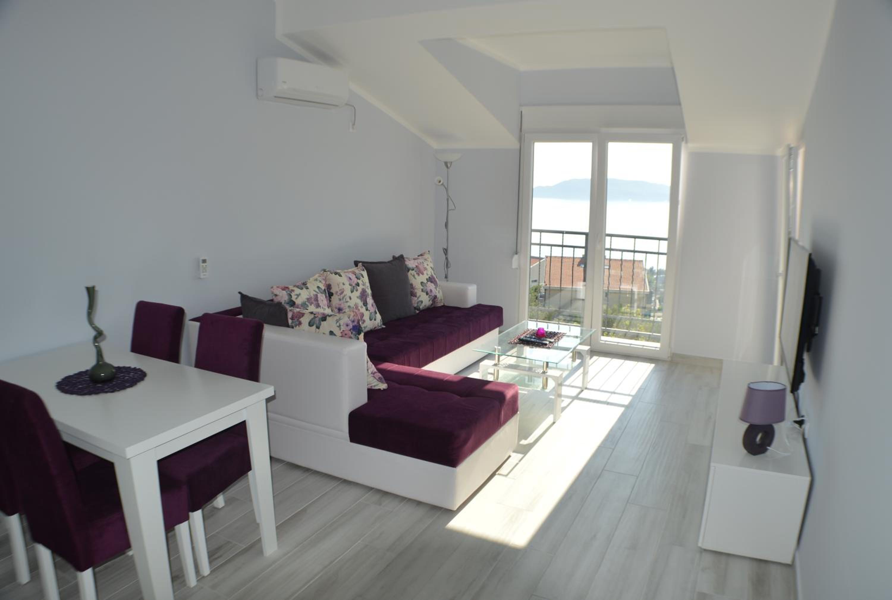 Apartment with Sea View photo 3